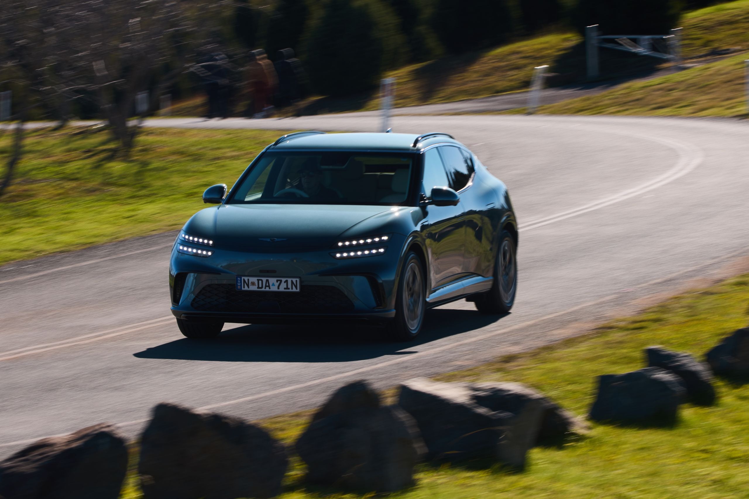 2027 Genesis GV60 RWD Review - 28