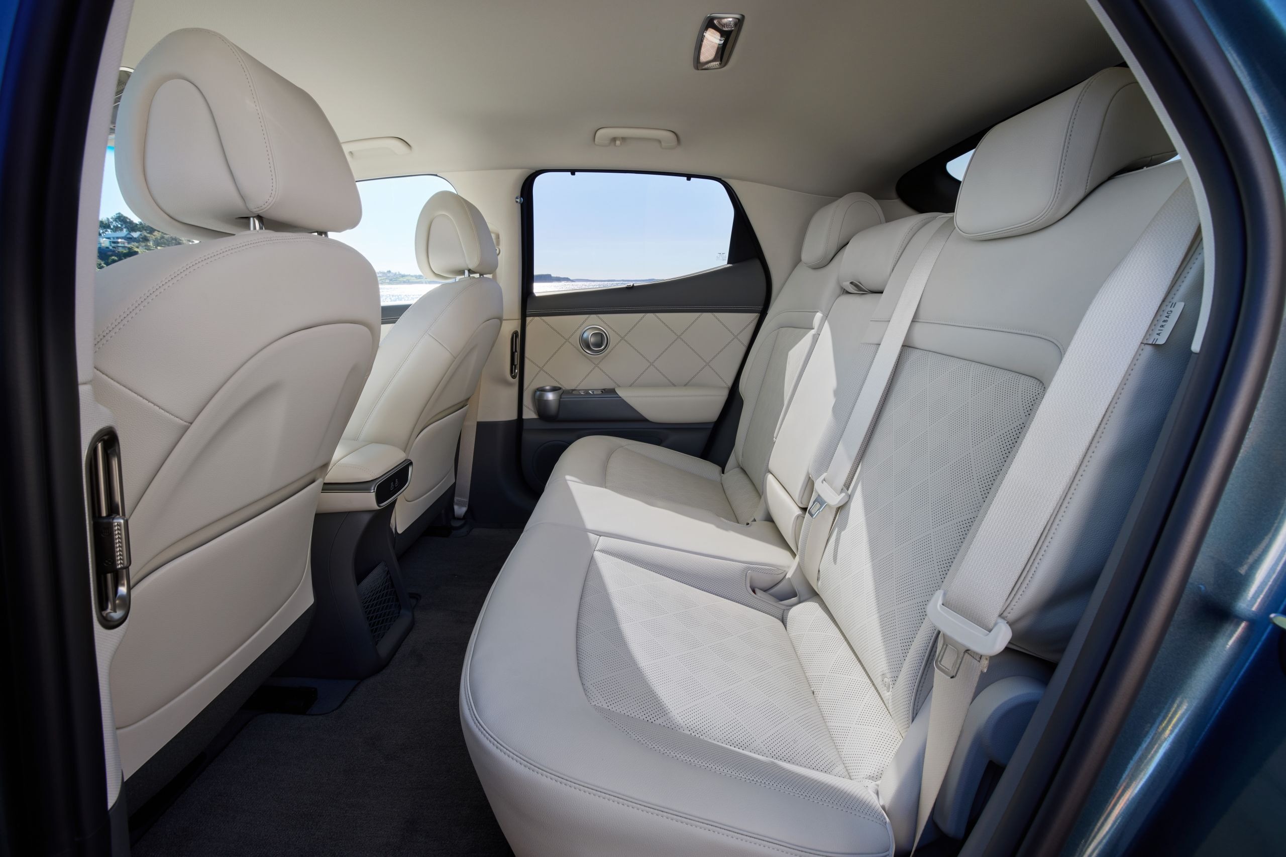 2027 Genesis GV60 RWD Review - 35