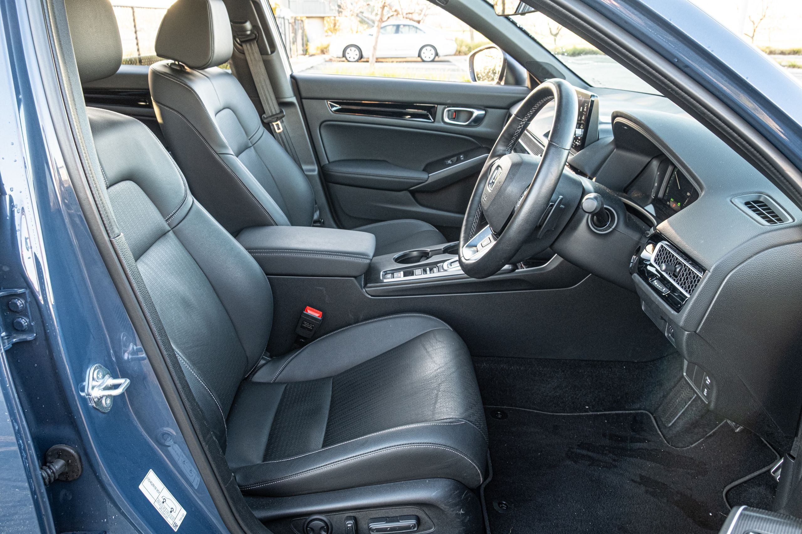 Honda Civic e HEV LX Review - 30