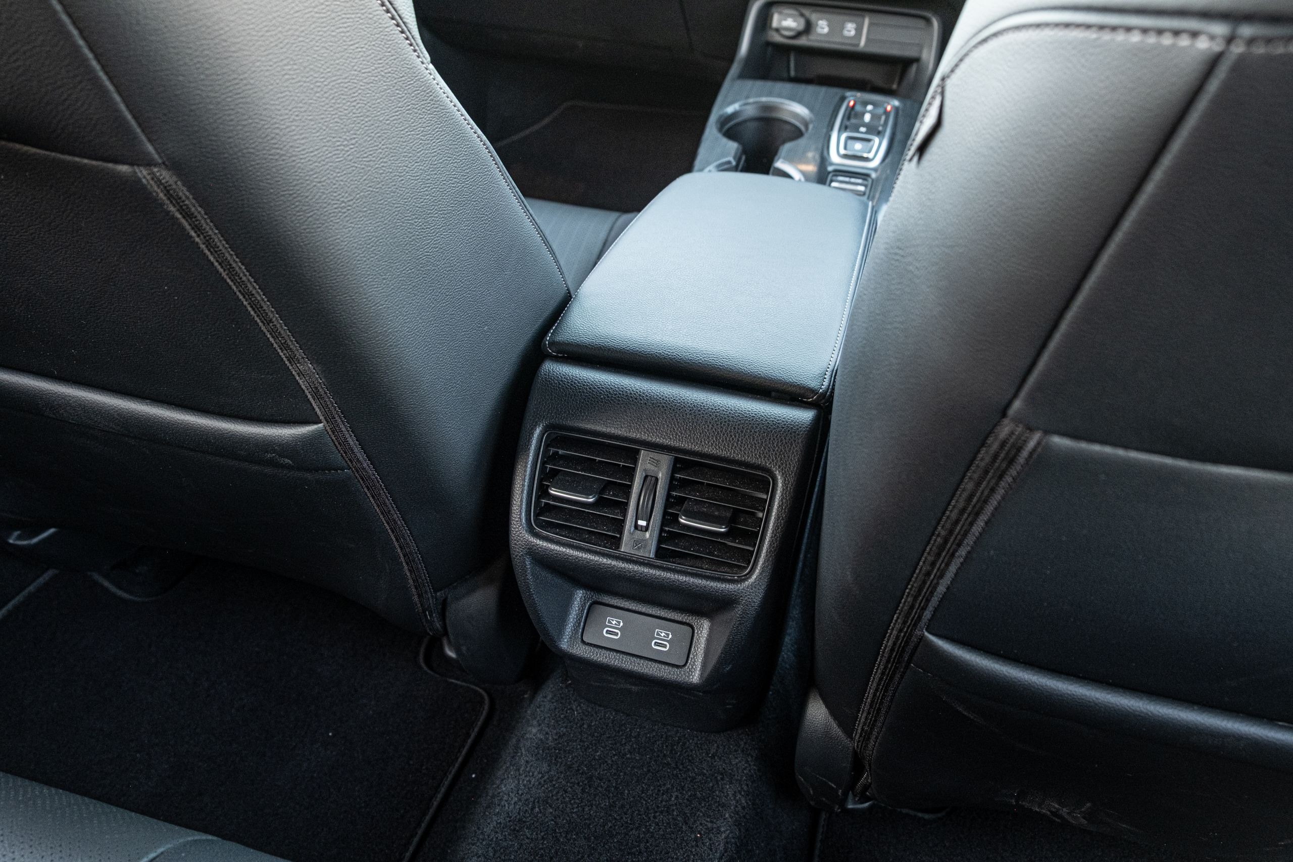 Honda Civic e HEV LX Review - 41