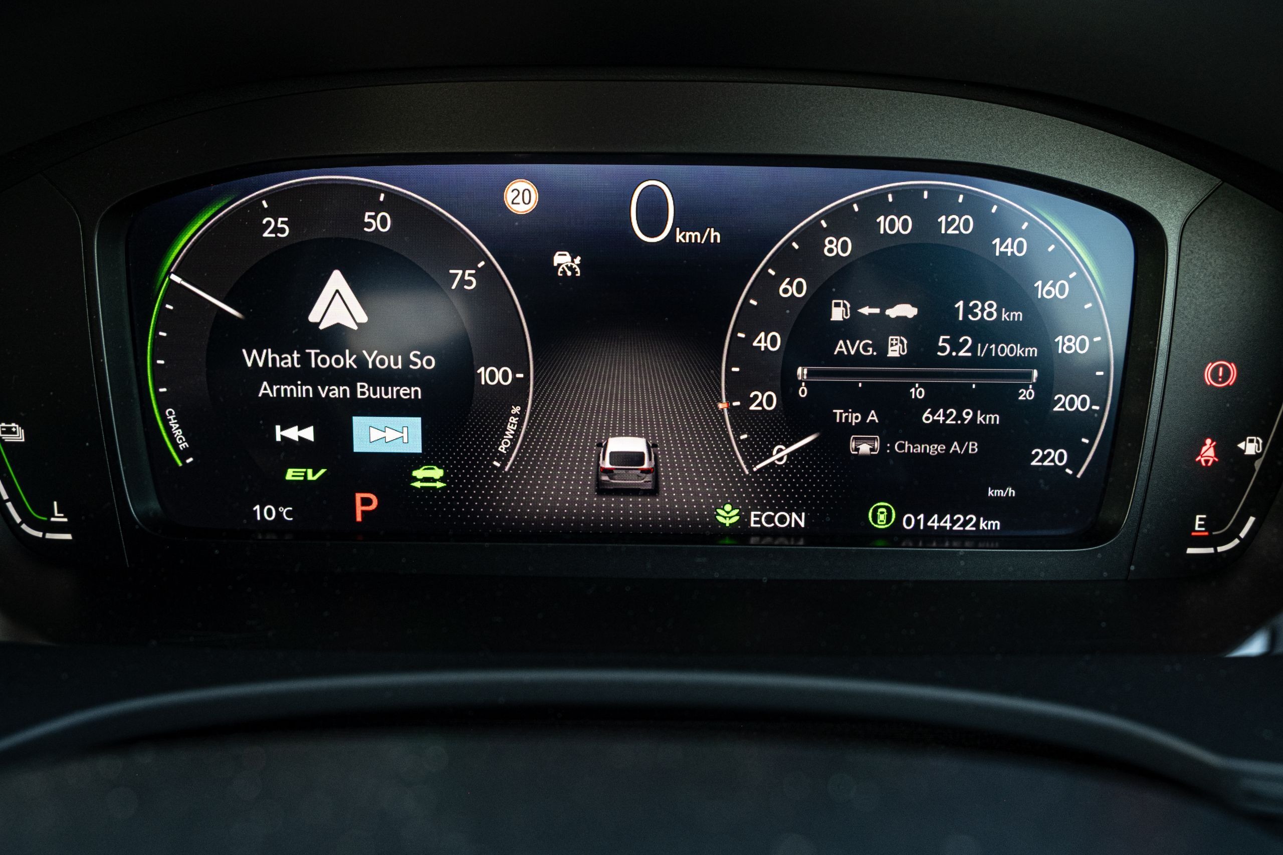 Honda Civic e HEV LX Review - 48