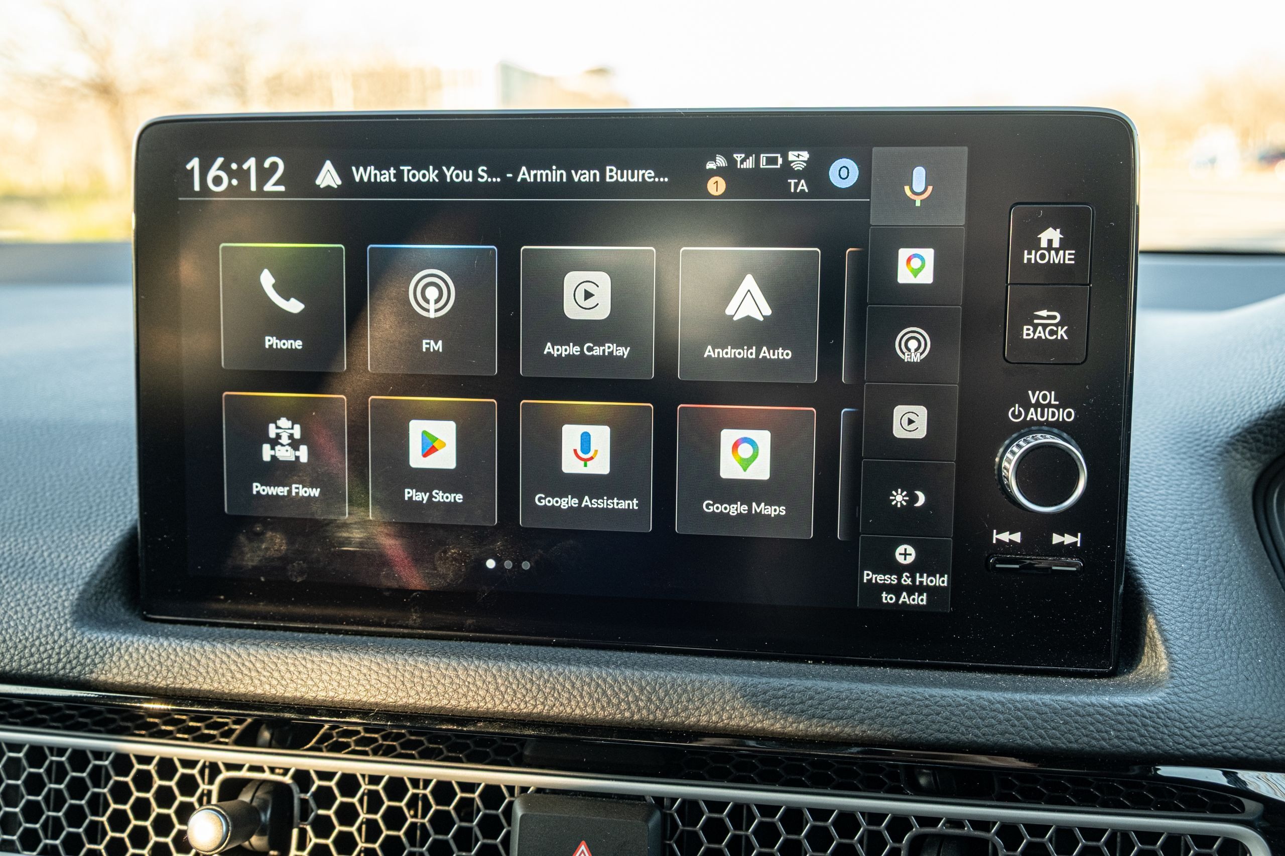 Honda Civic e HEV LX Review - 50