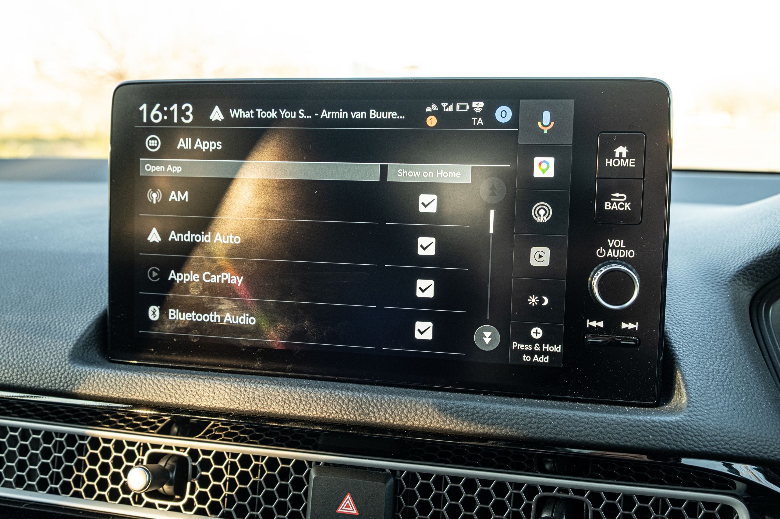 Honda Civic e HEV LX Review - 54