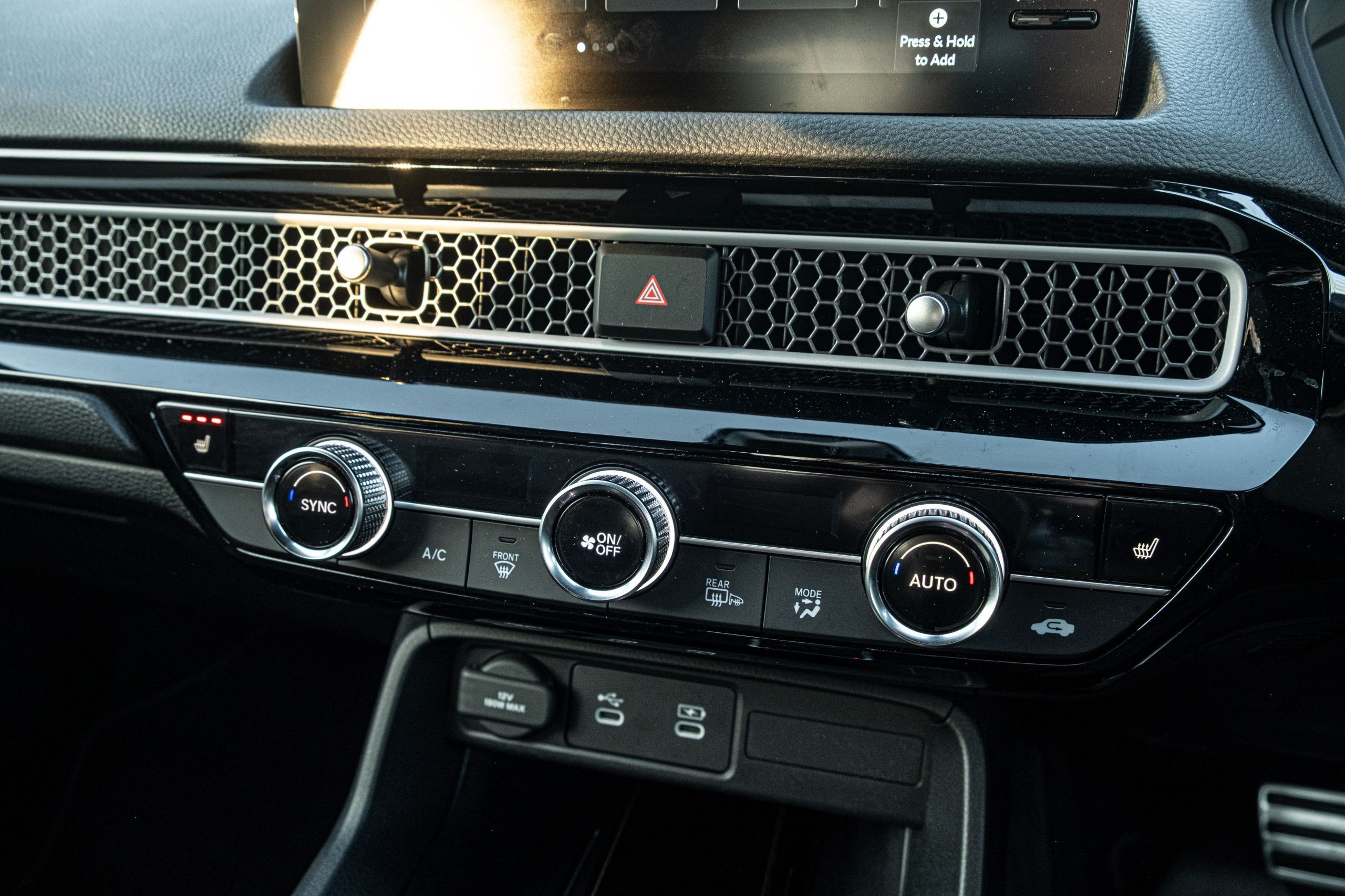 Honda Civic e HEV LX Review - 55