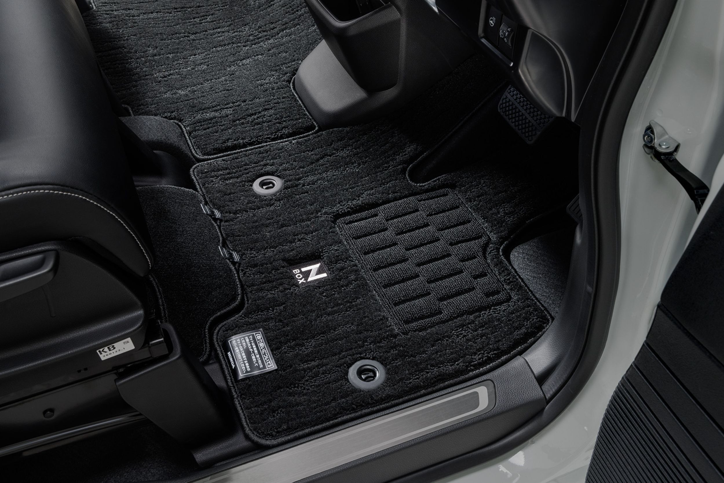 Honda N-Box - Honda Access - Interior (6)