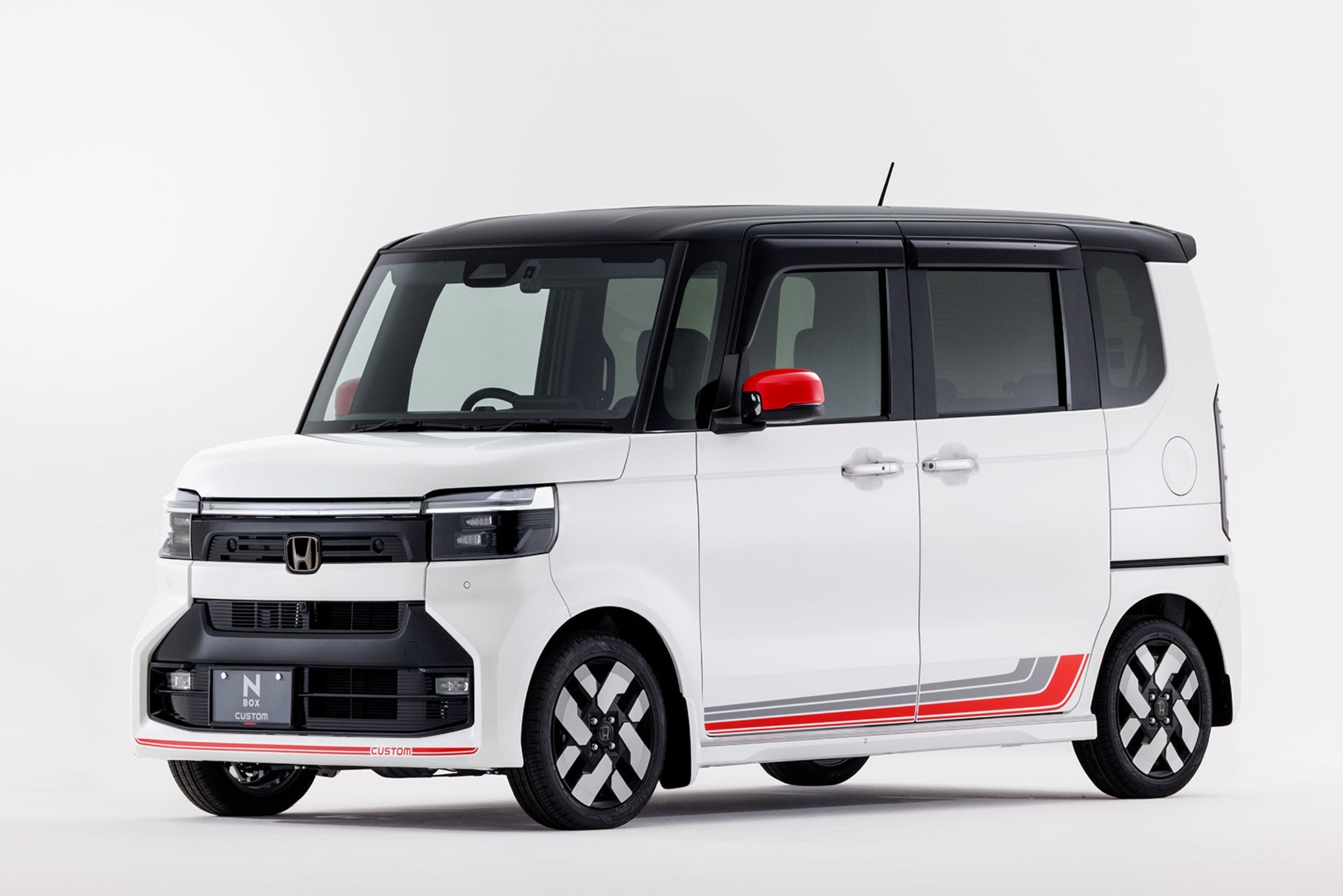 Honda N-Box - Honda Access - Sporty Style (4)