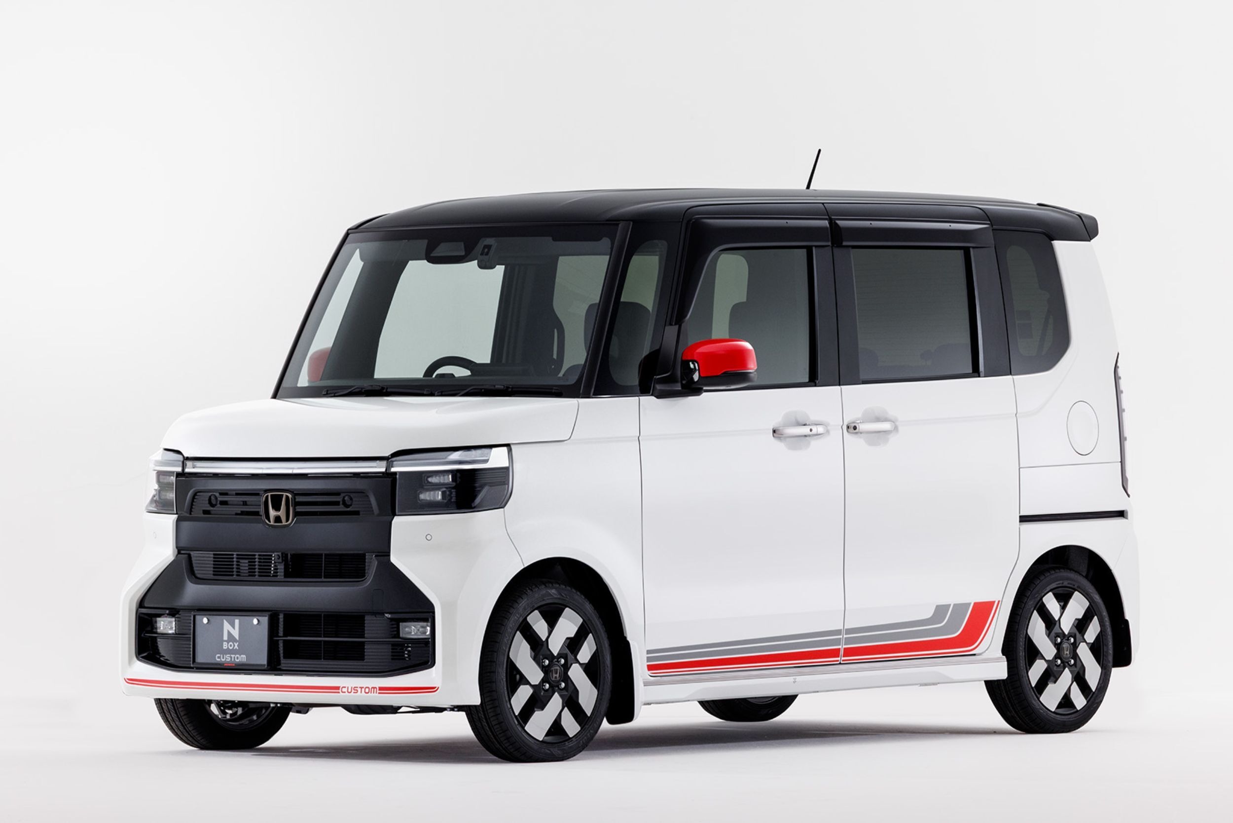 Honda N-Box - Honda Access - Sporty Style (7)