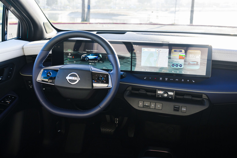 2026 Nissan LEAF_SD_Blue-14167