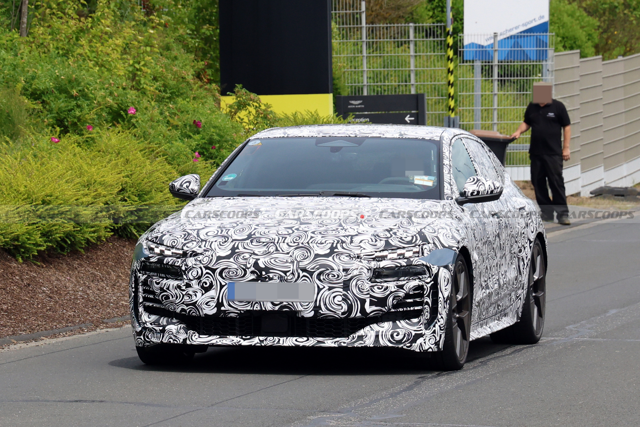 Audi S6 e-tron performance 717 100