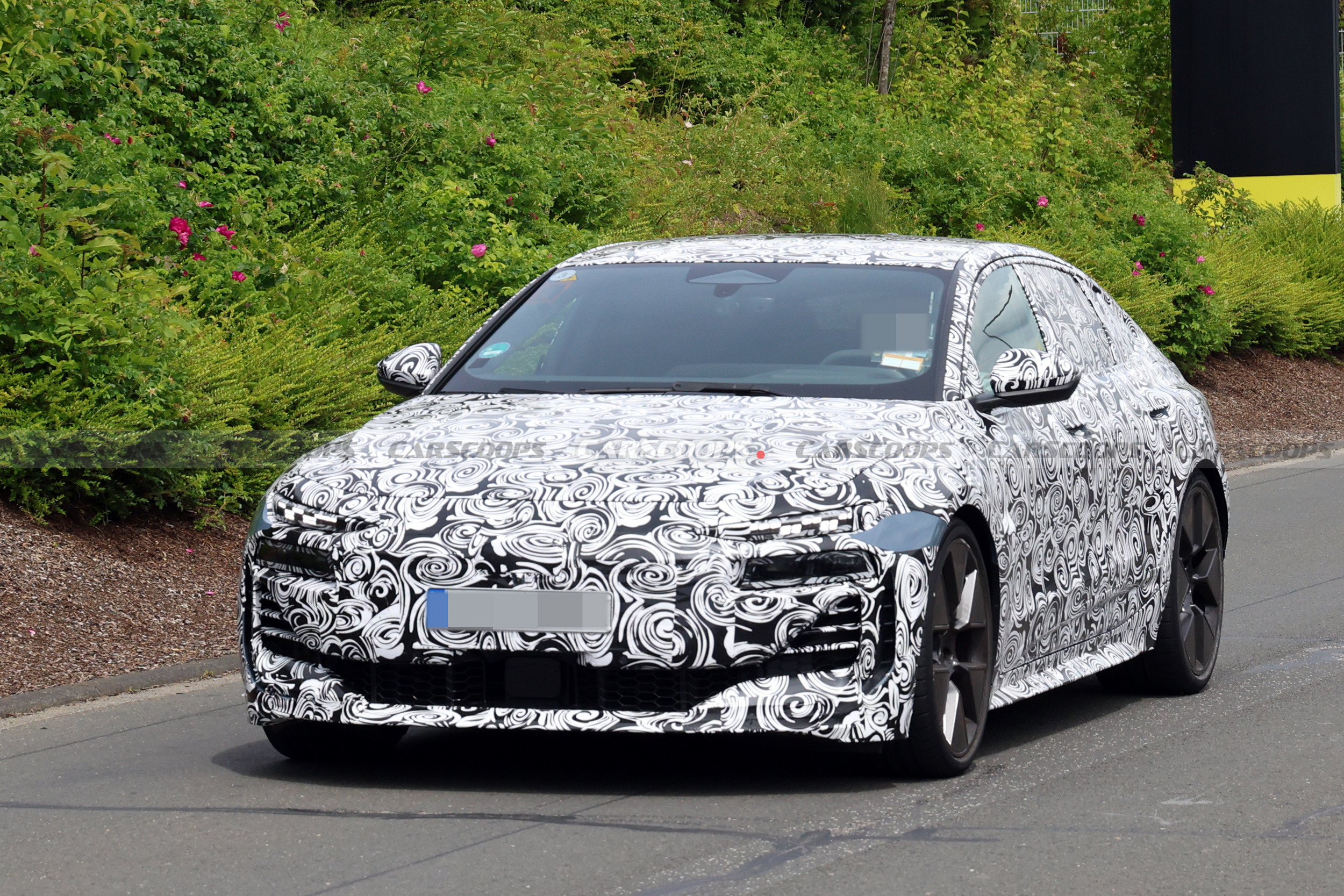 Audi S6 e-tron performance 717 102