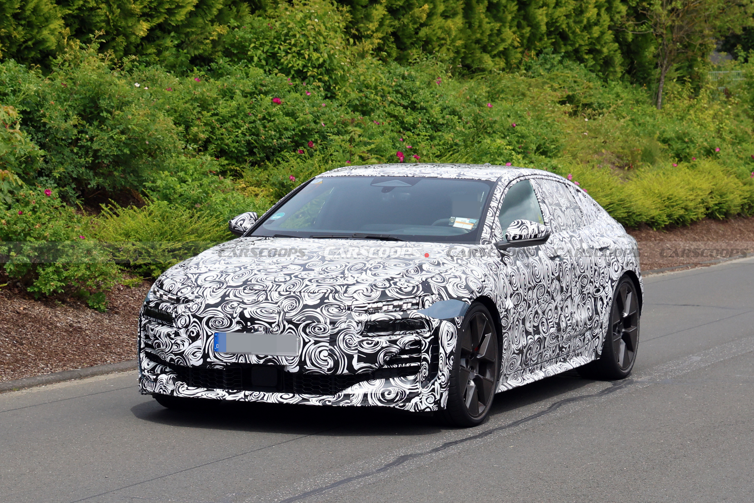 Audi S6 e-tron performance 717 103