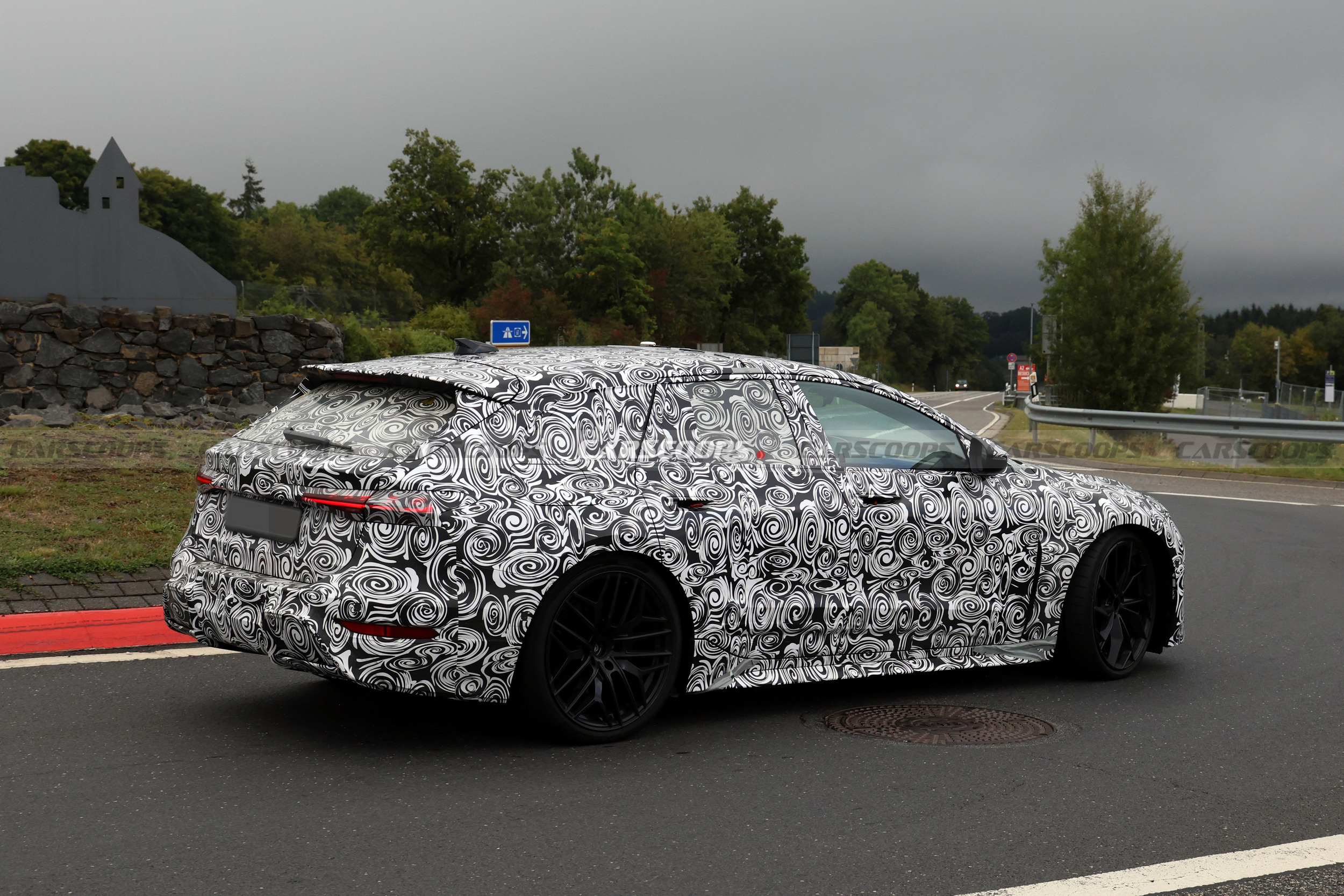 Audi S6 e-tron performance 717 122