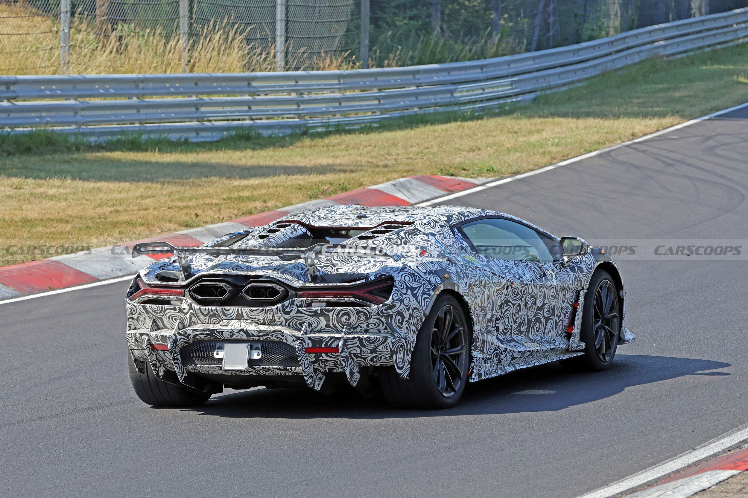 Lamborghini Revuelto SV 723 15