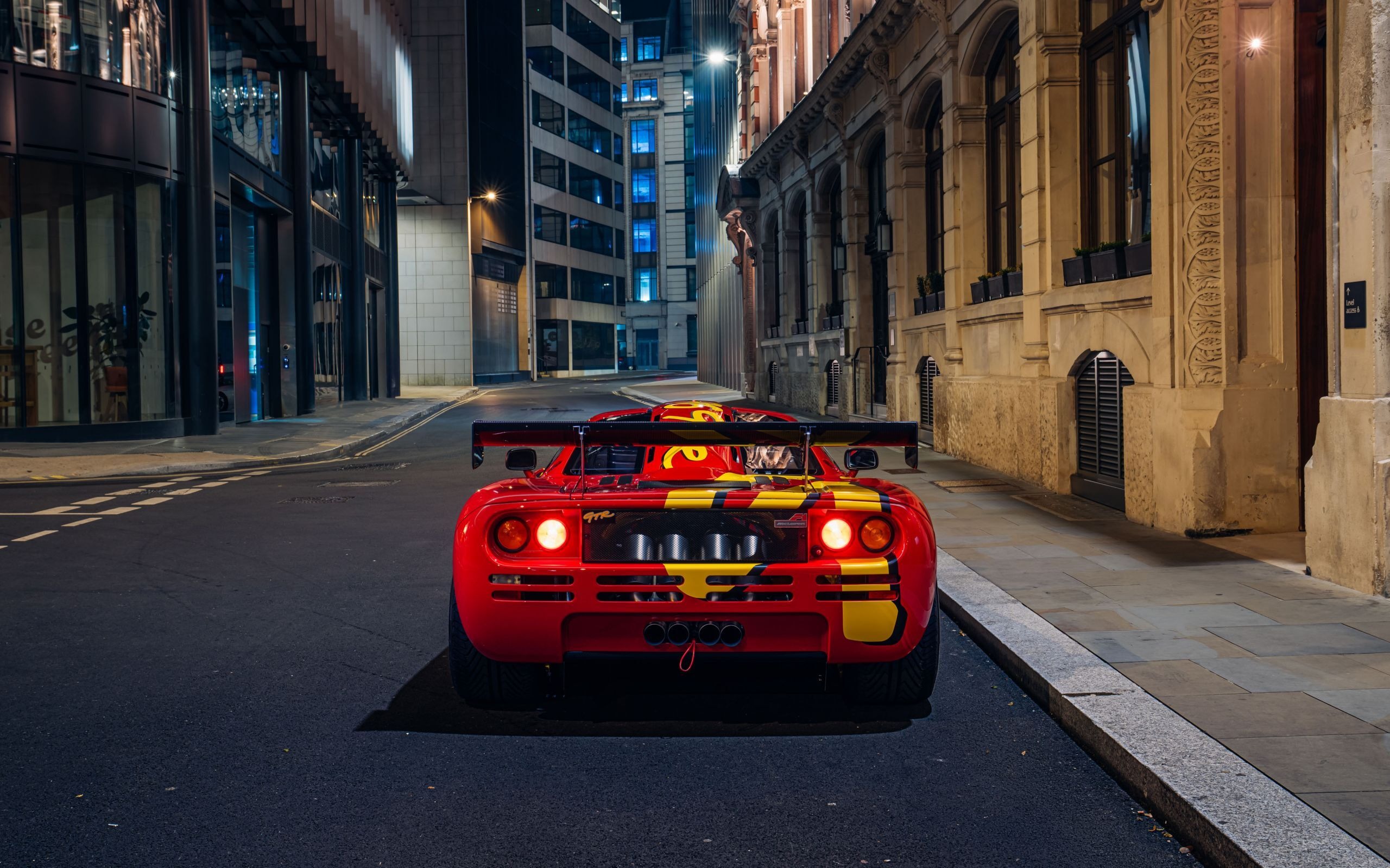 McLaren F1 GTR Auction RM Sothebys - 06