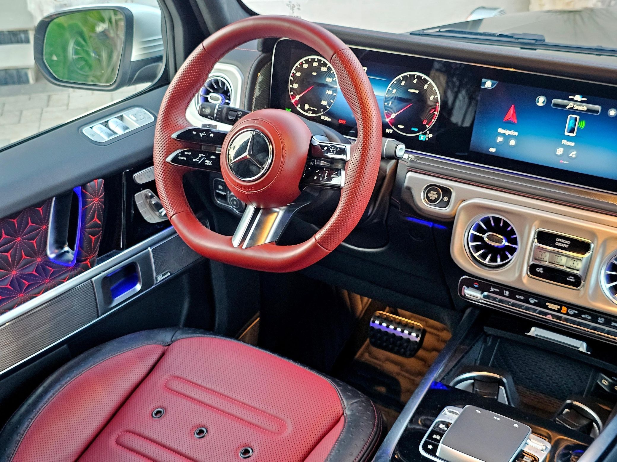 Mercedes G550 Auction USA - 290