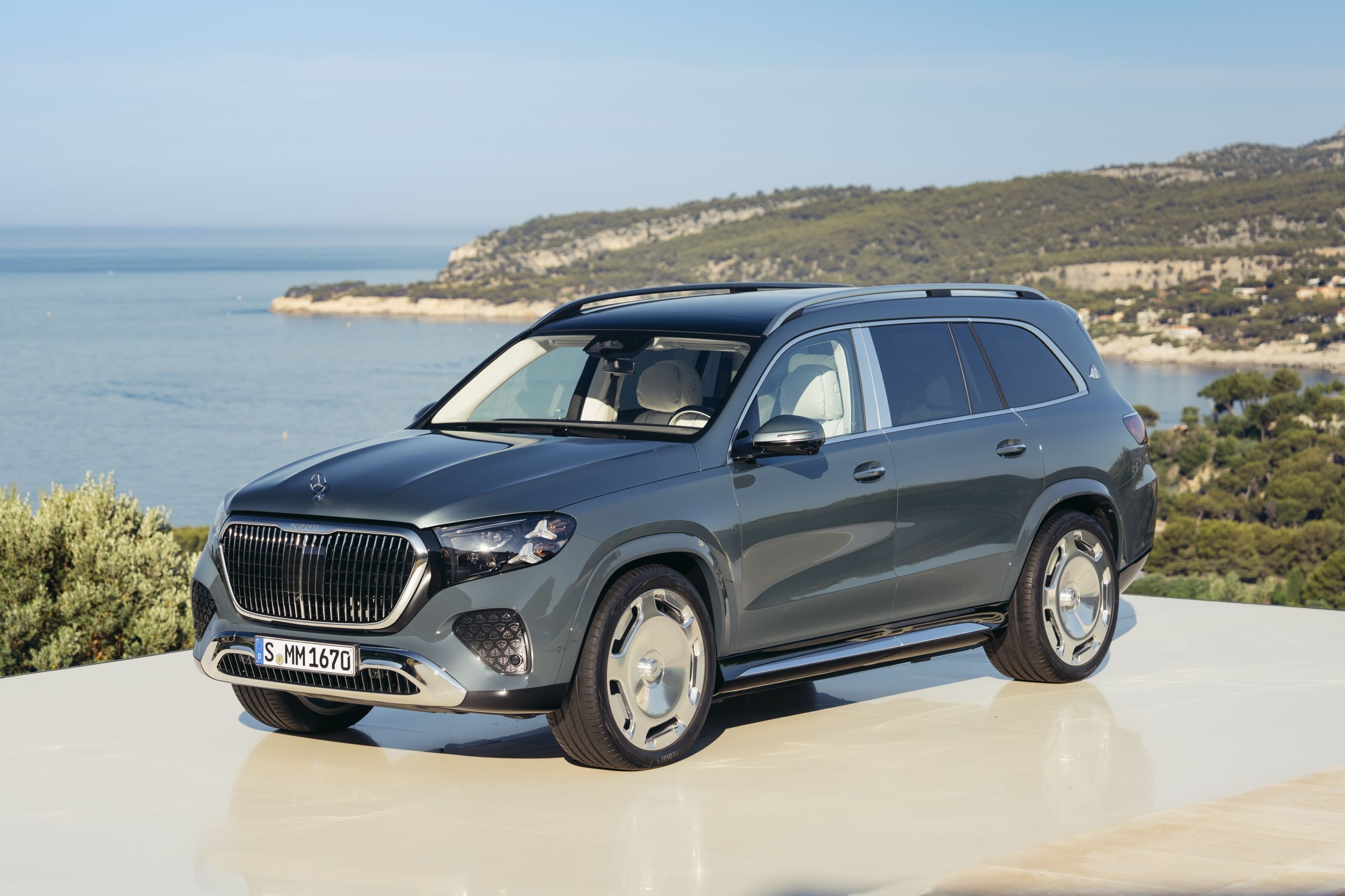 2026 Mercedes-Maybach GLS 680 - 02