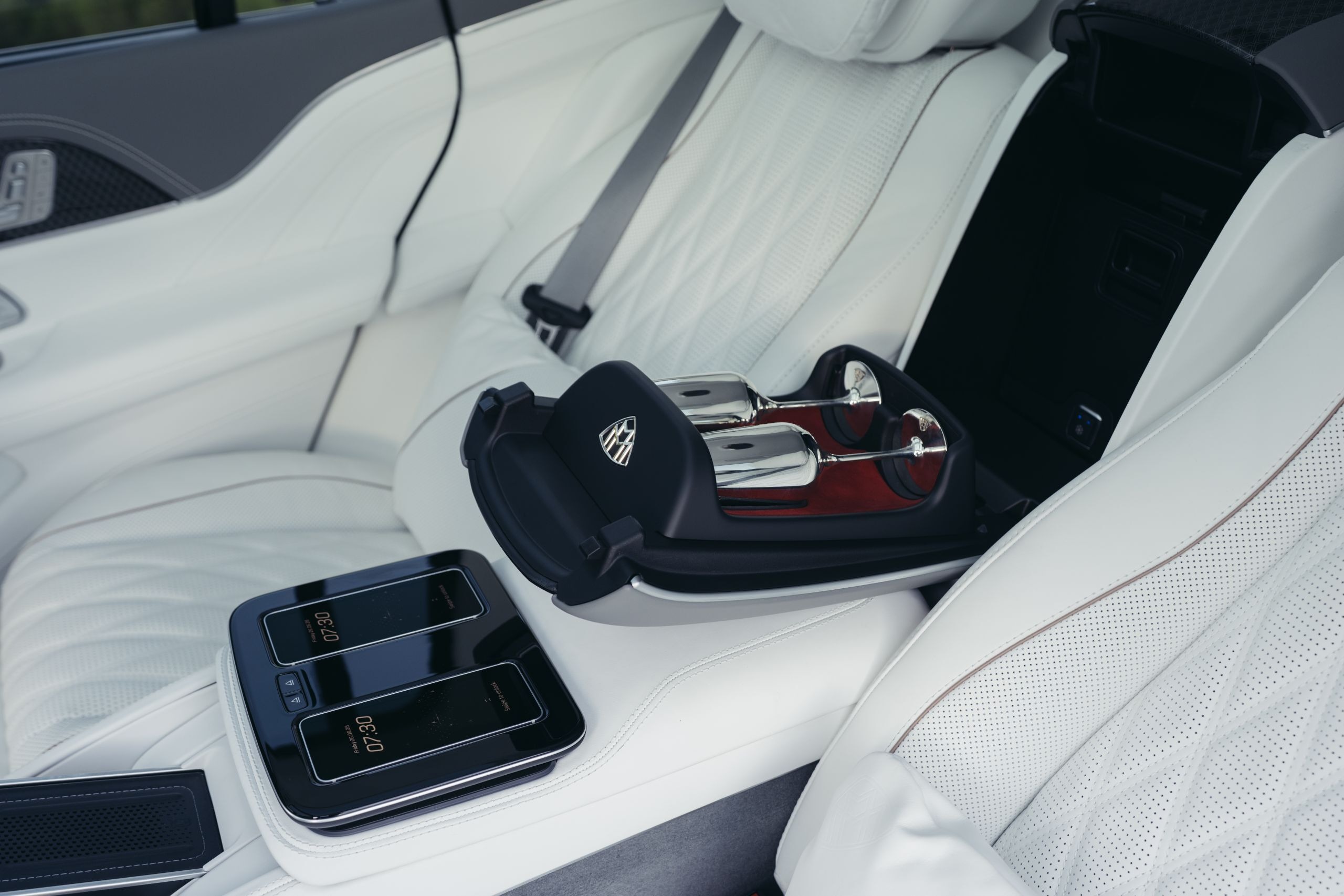 2026 Mercedes-Maybach GLS 680 - 24