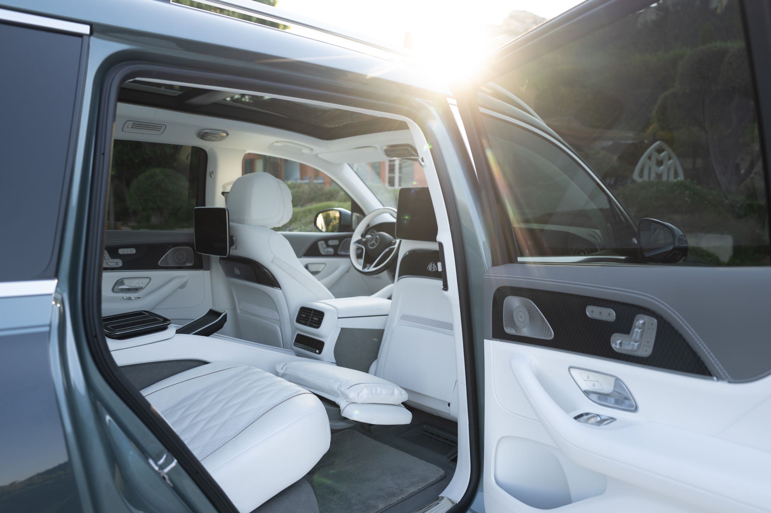 2026 Mercedes-Maybach GLS 680 - 29