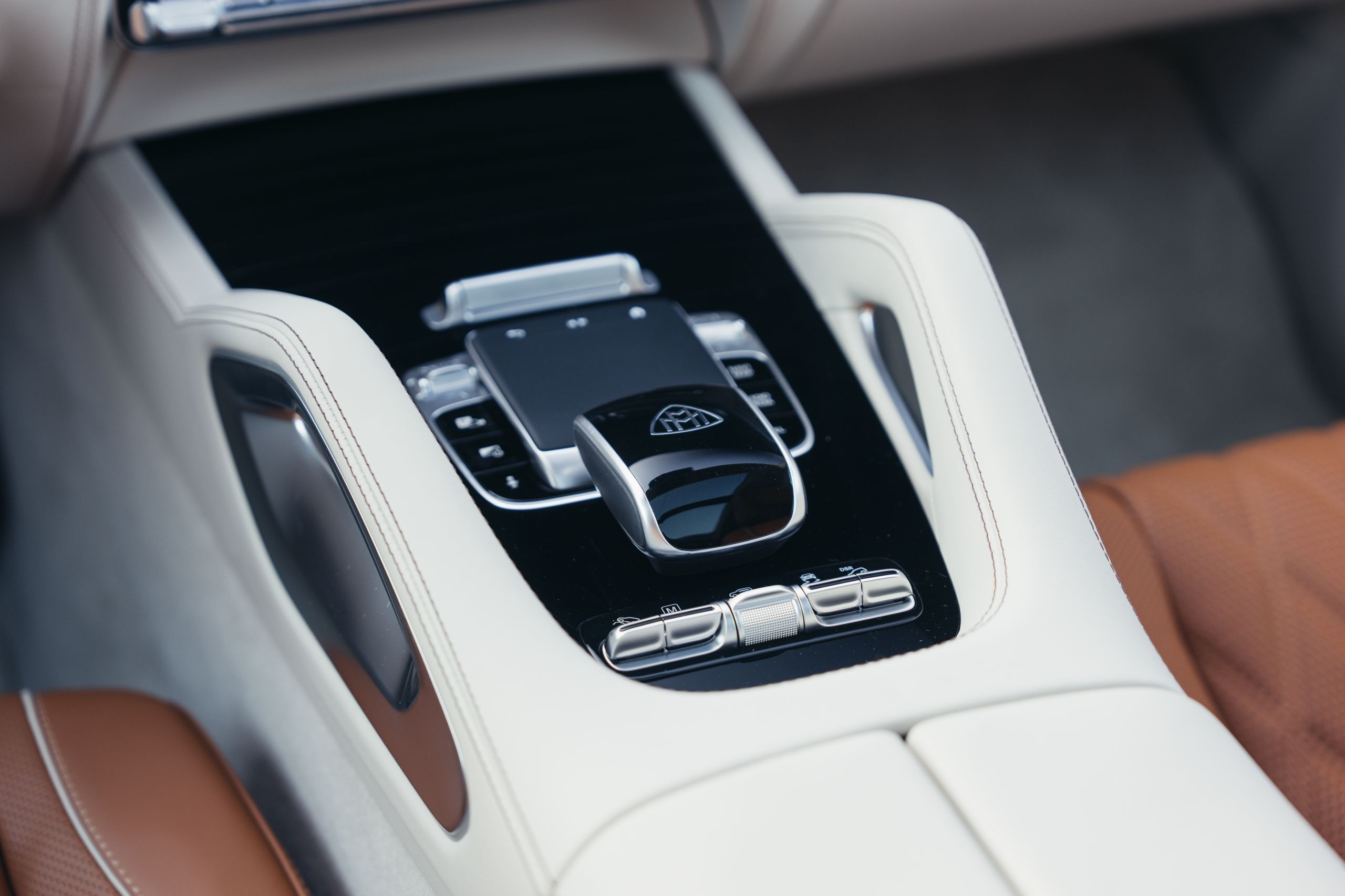 2026 Mercedes-Maybach GLS 680 - 55