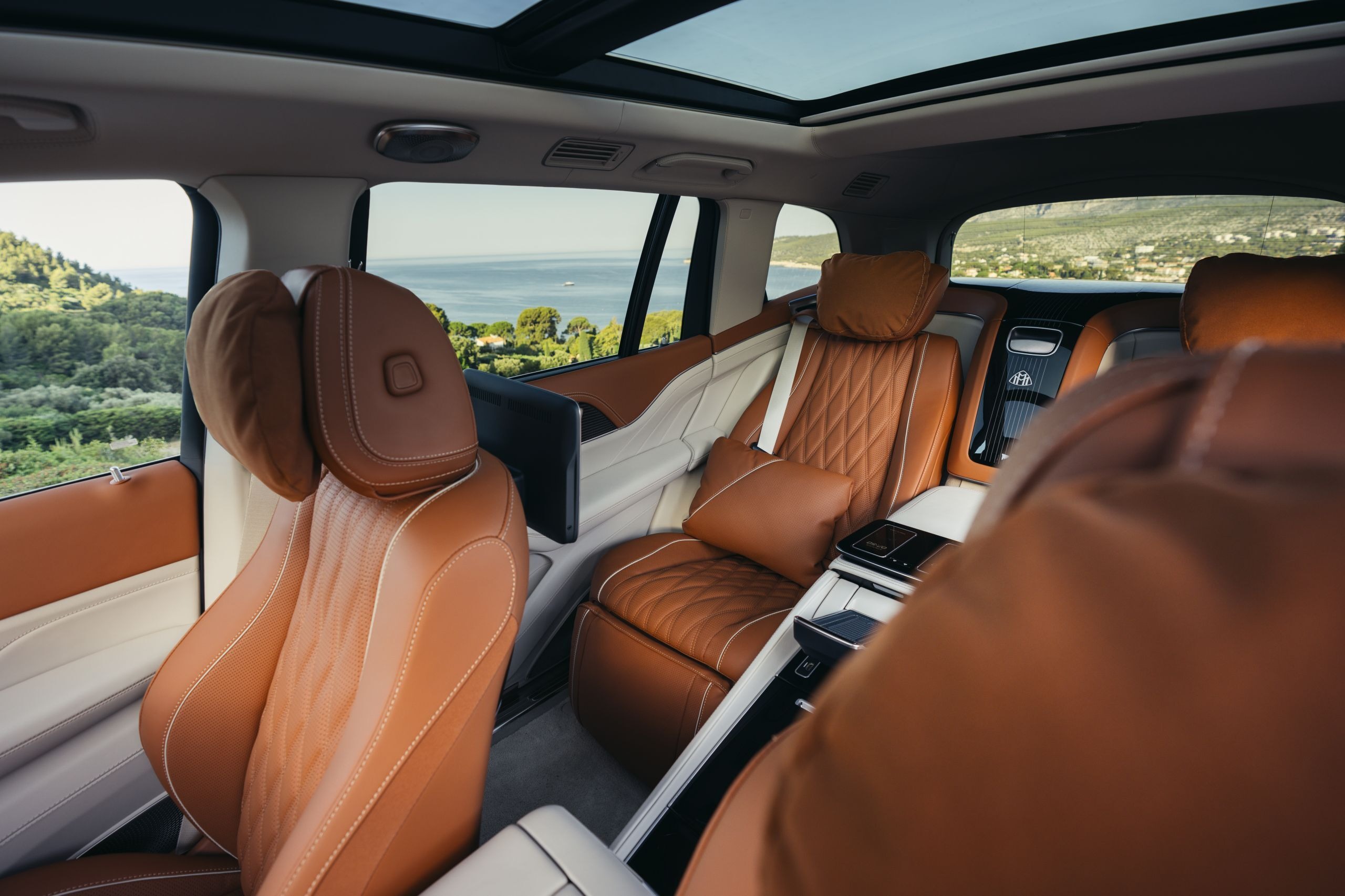 2026 Mercedes-Maybach GLS 680 - 59