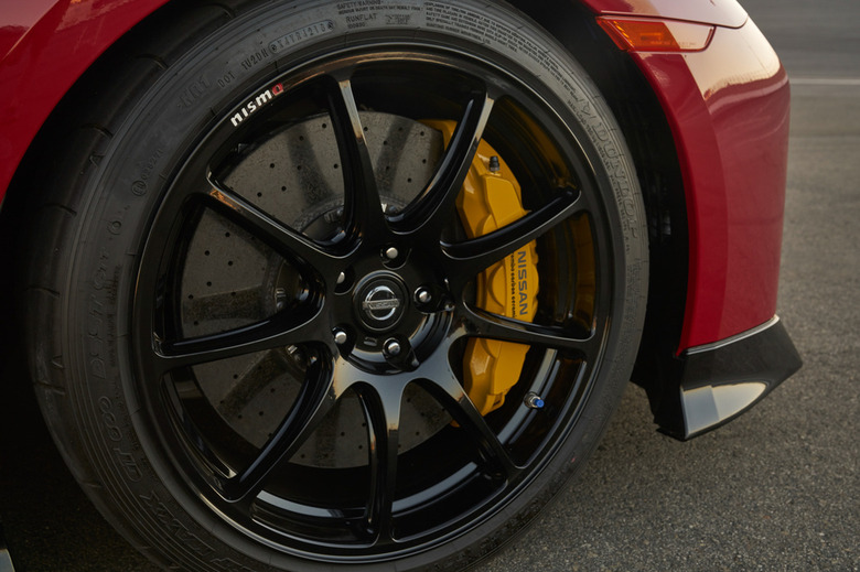 Nissan brake caliper colors 00002