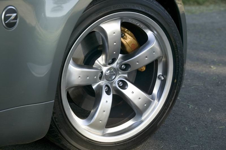 Nissan brake caliper colors 00010