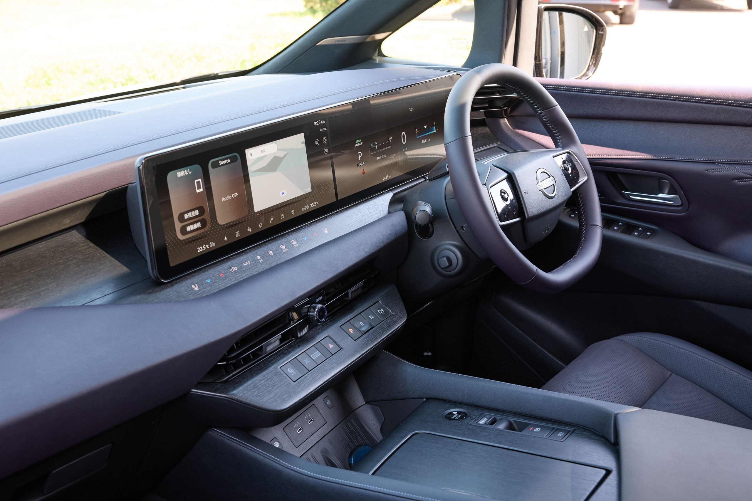 Nissan Elgrand Japan Launch - 10