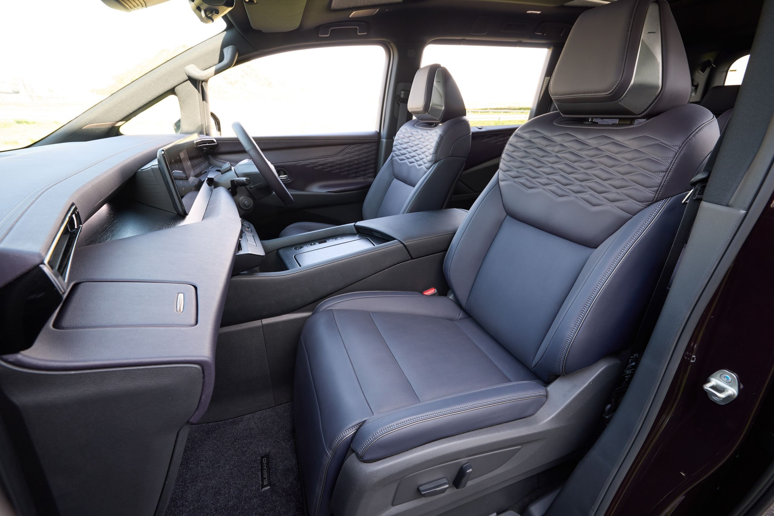 Nissan Elgrand Japan Launch - 16
