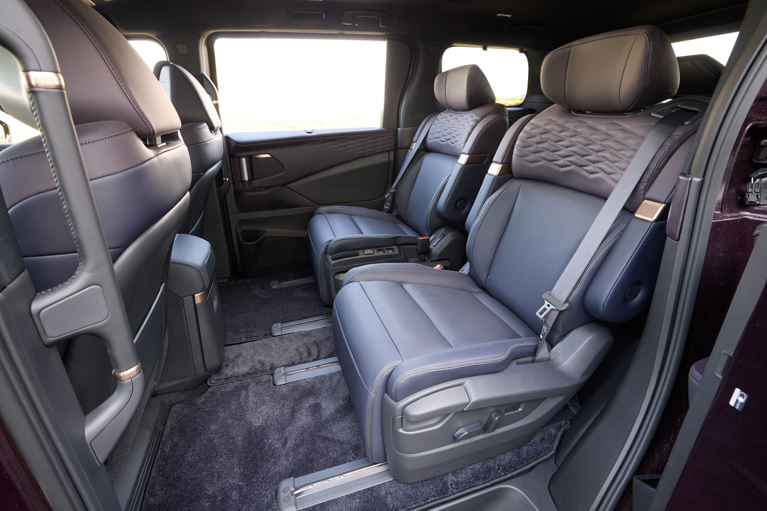 Nissan Elgrand Japan Launch - 34