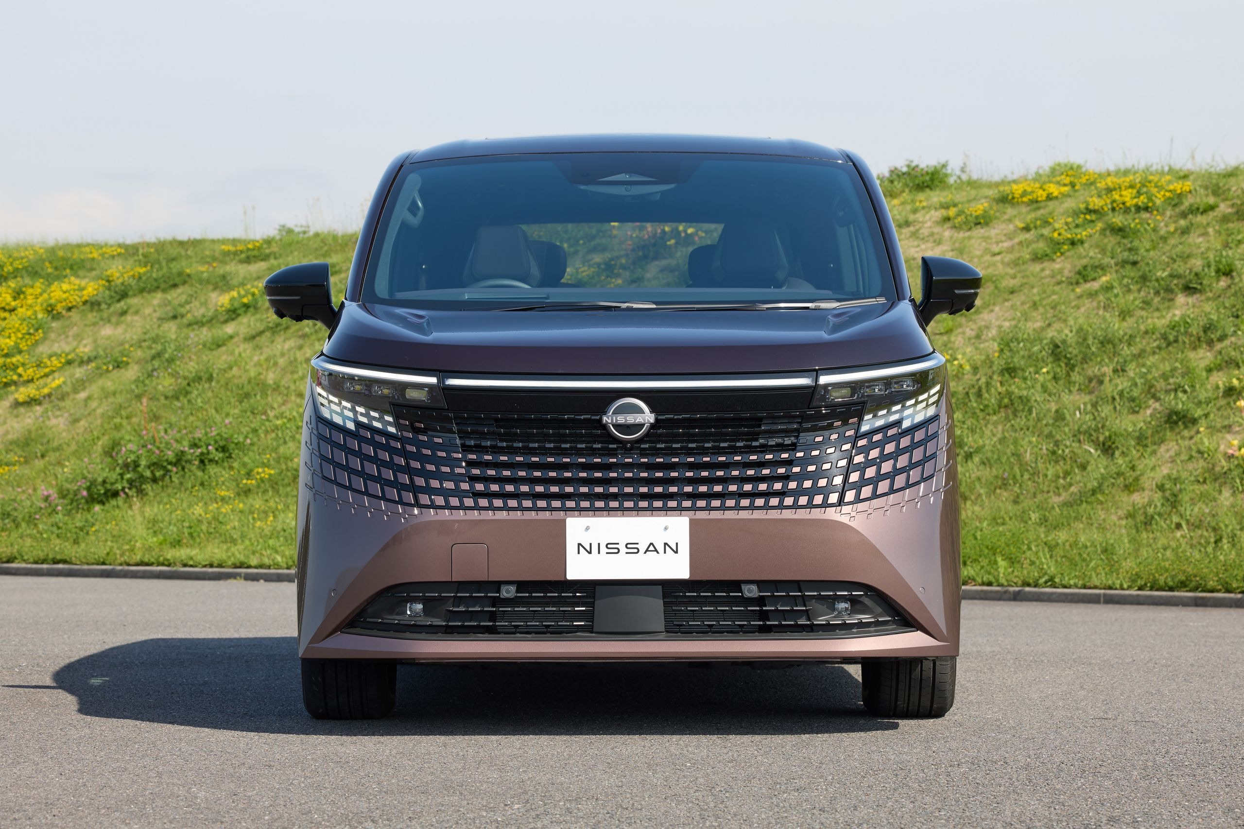 Nissan Elgrand Japan Launch - 37