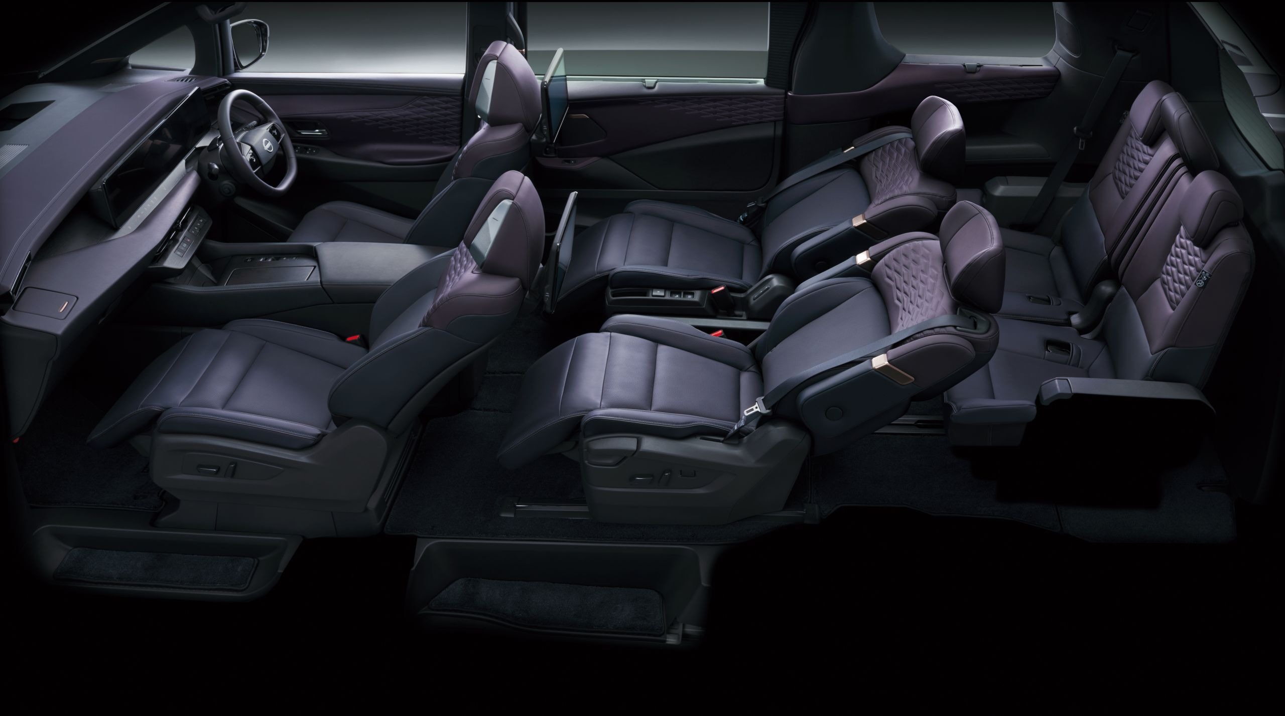 Nissan Elgrand Japan Launch - 45