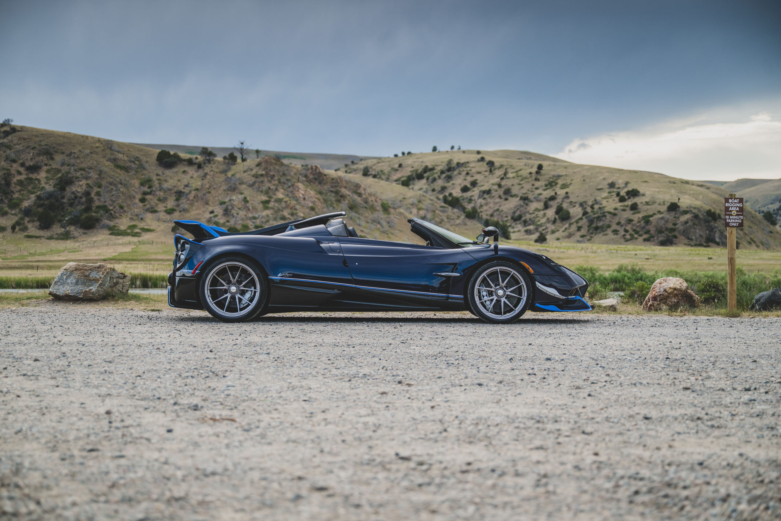 2024-Pagani-Huayra-Roadster--Executor-_1468128