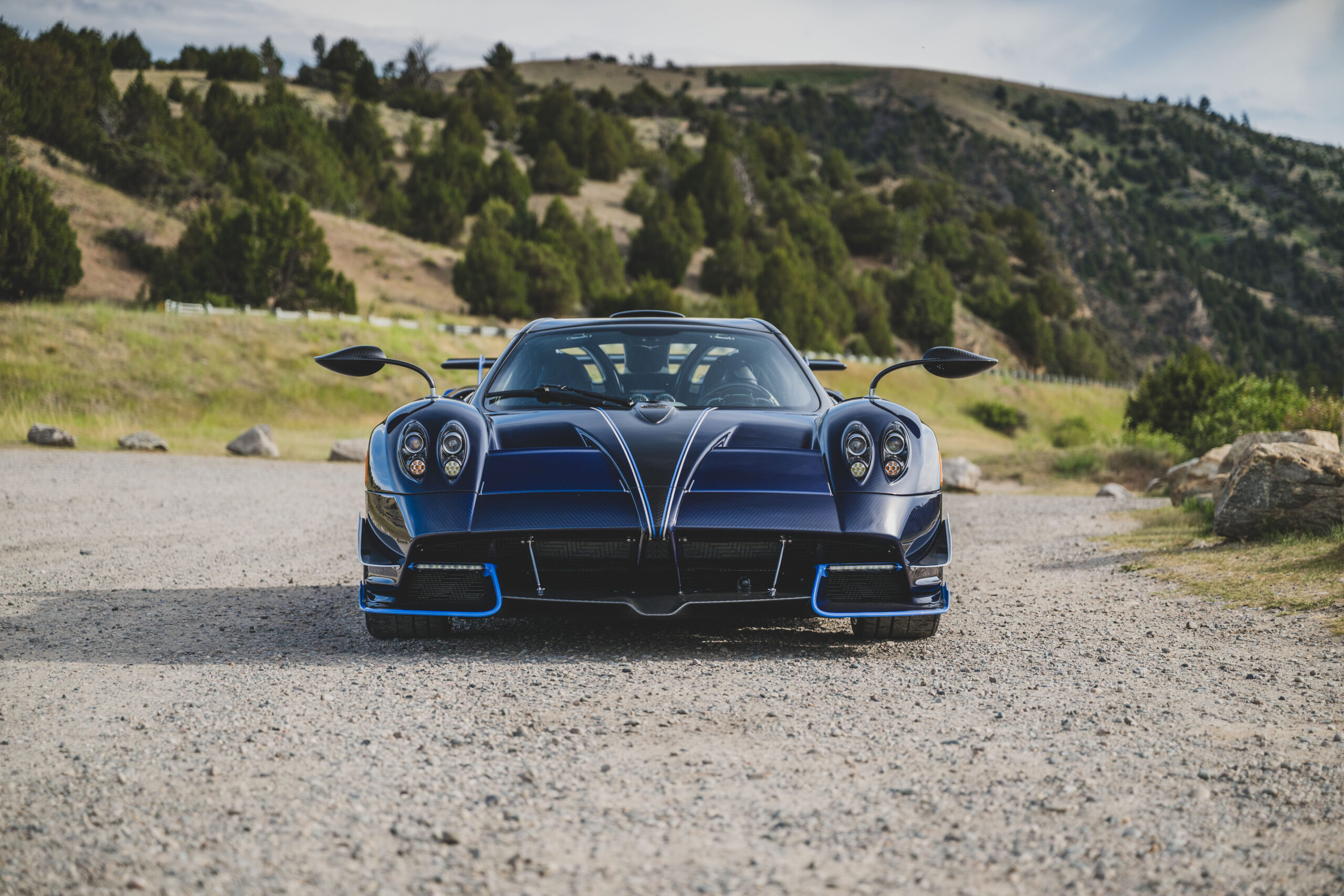 2024-Pagani-Huayra-Roadster--Executor-_1468130