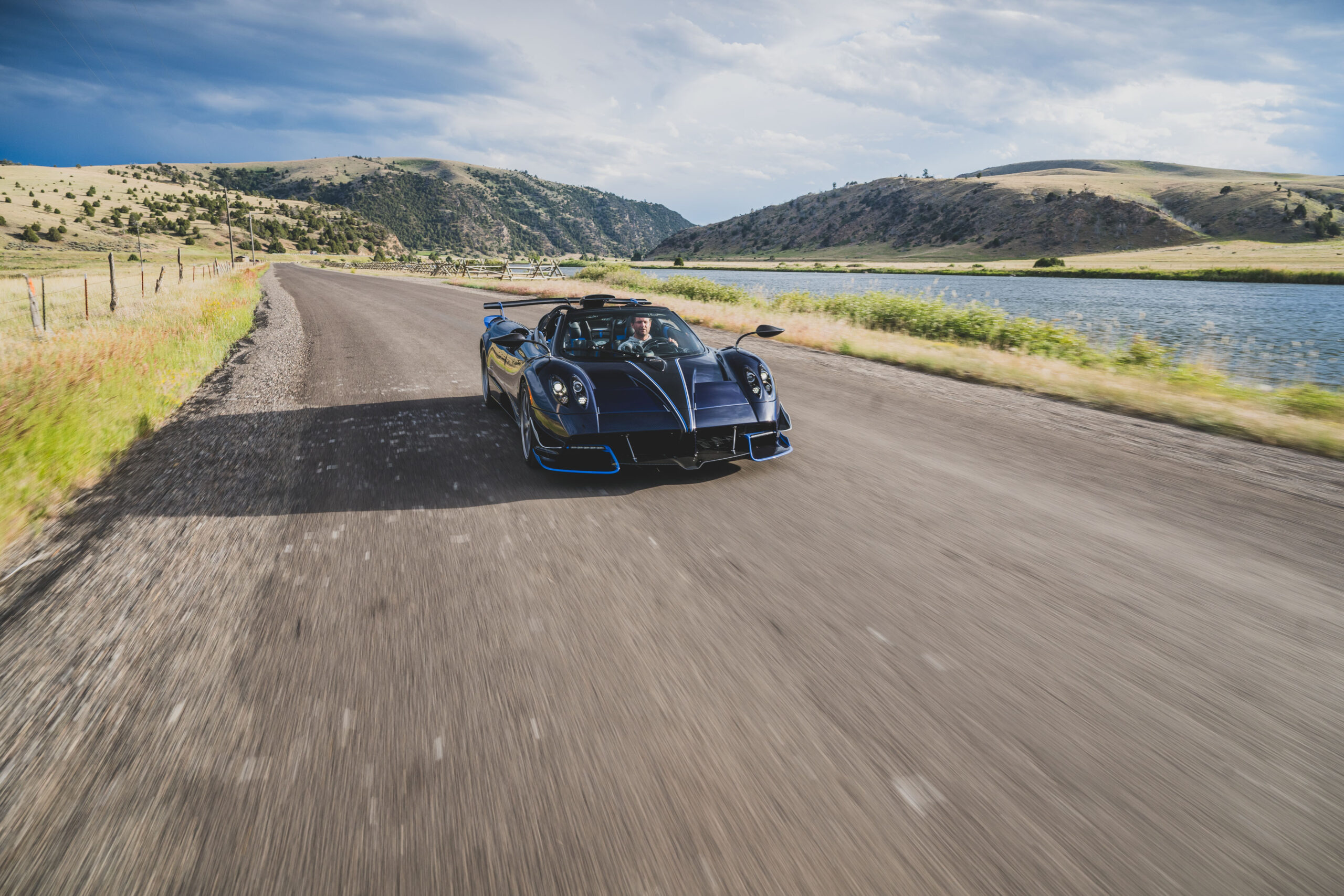 2024-Pagani-Huayra-Roadster--Executor-_1468134