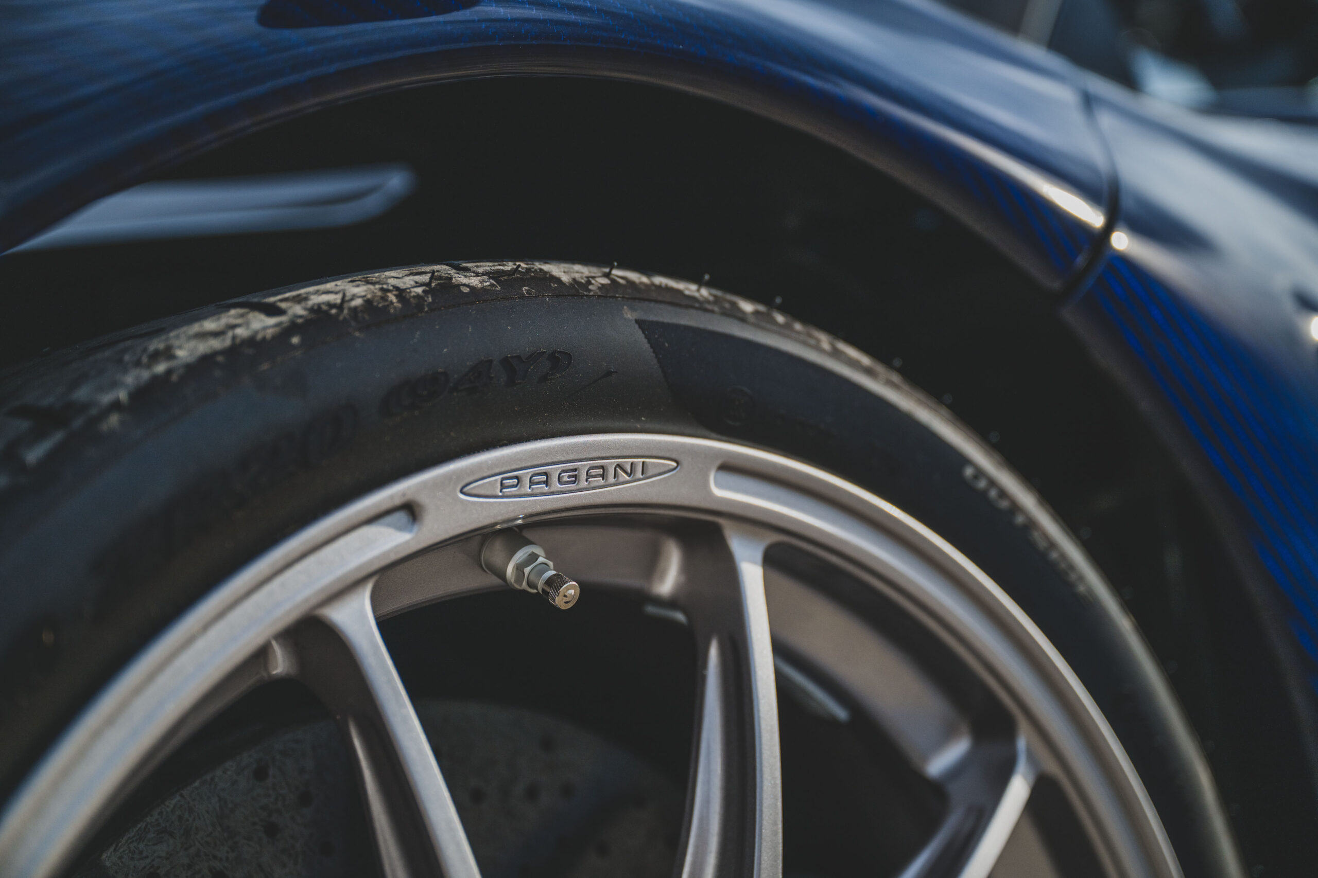 2024-Pagani-Huayra-Roadster--Executor-_1468144