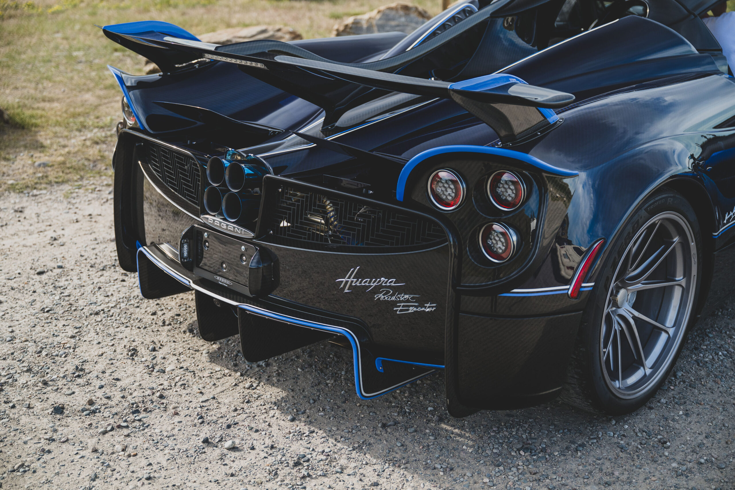 2024-Pagani-Huayra-Roadster--Executor-_1468146