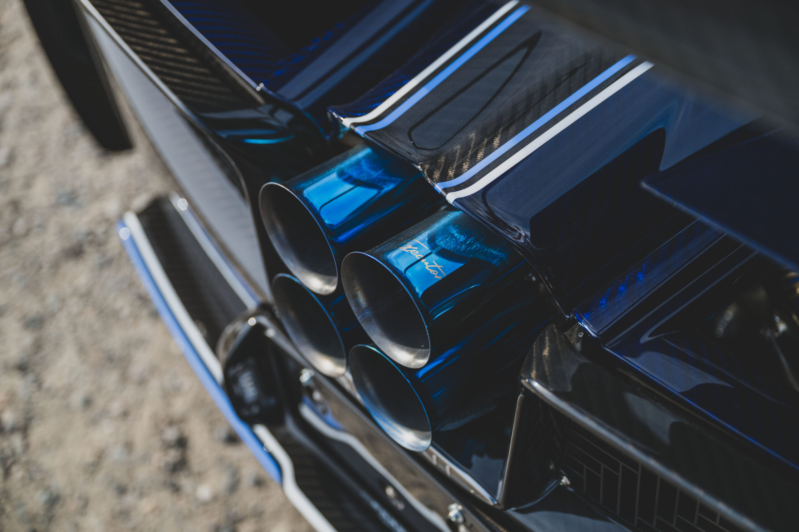2024-Pagani-Huayra-Roadster--Executor-_1468150