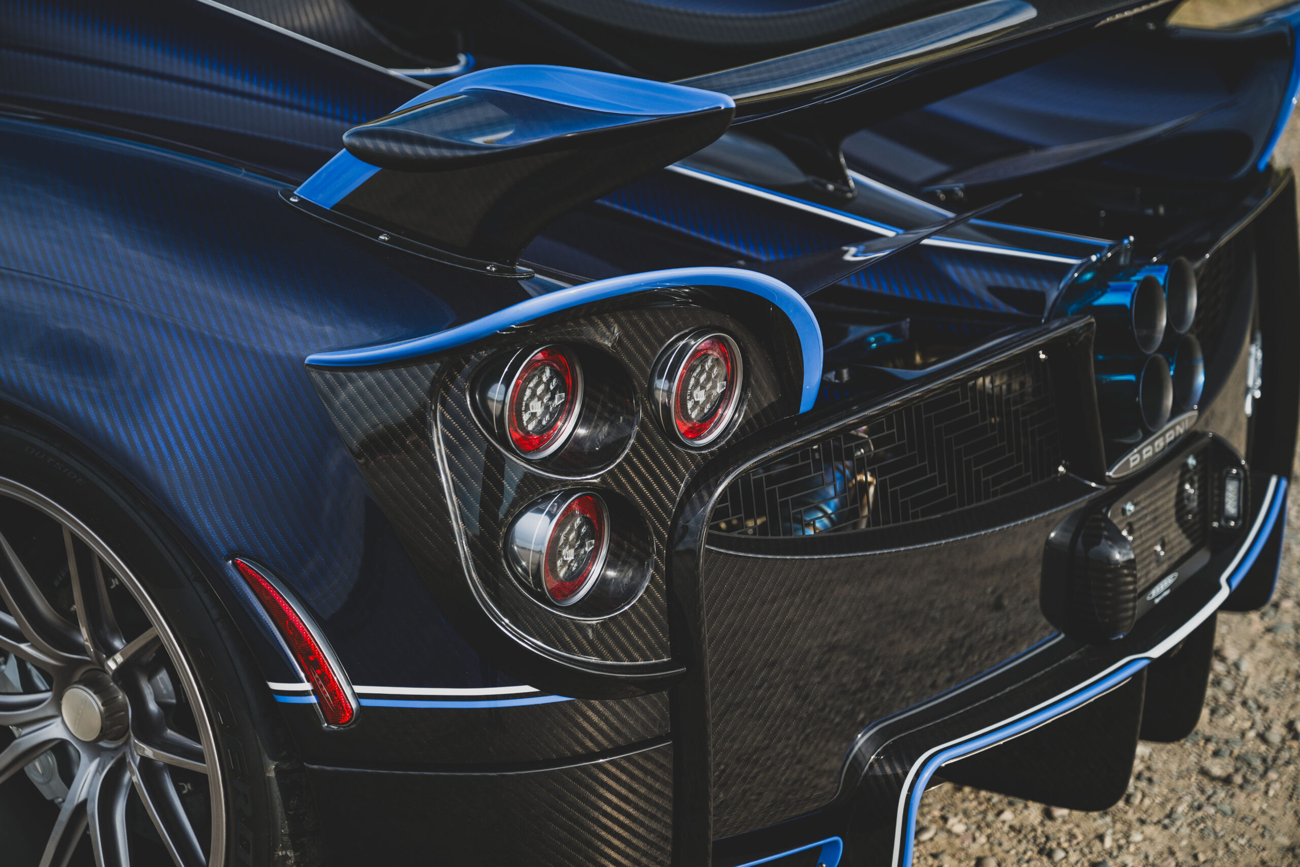 2024-Pagani-Huayra-Roadster--Executor-_1468164