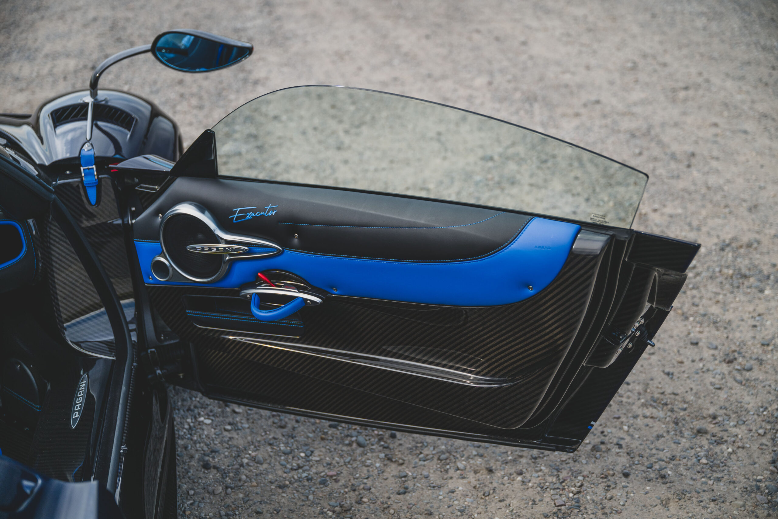 2024-Pagani-Huayra-Roadster--Executor-_1468169