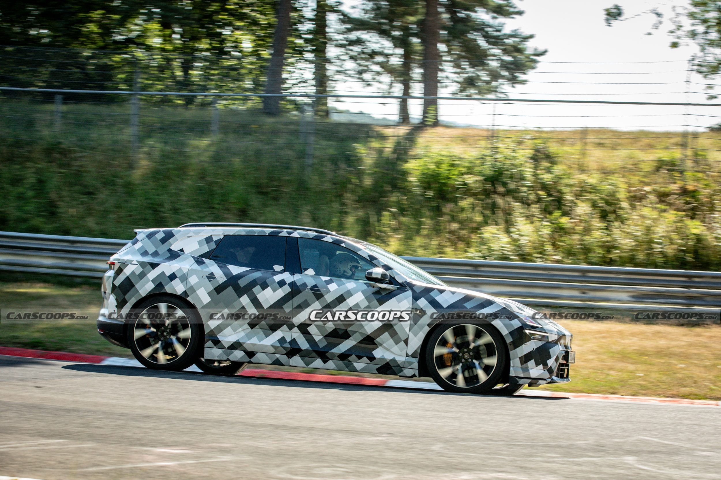 Polestar 4 SUV - Scoops - Baldauf (12)