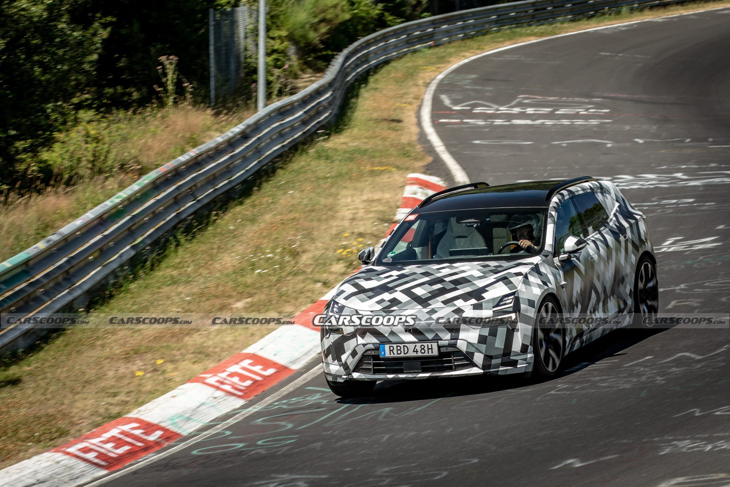 Polestar 4 SUV - Scoops - Baldauf (16)