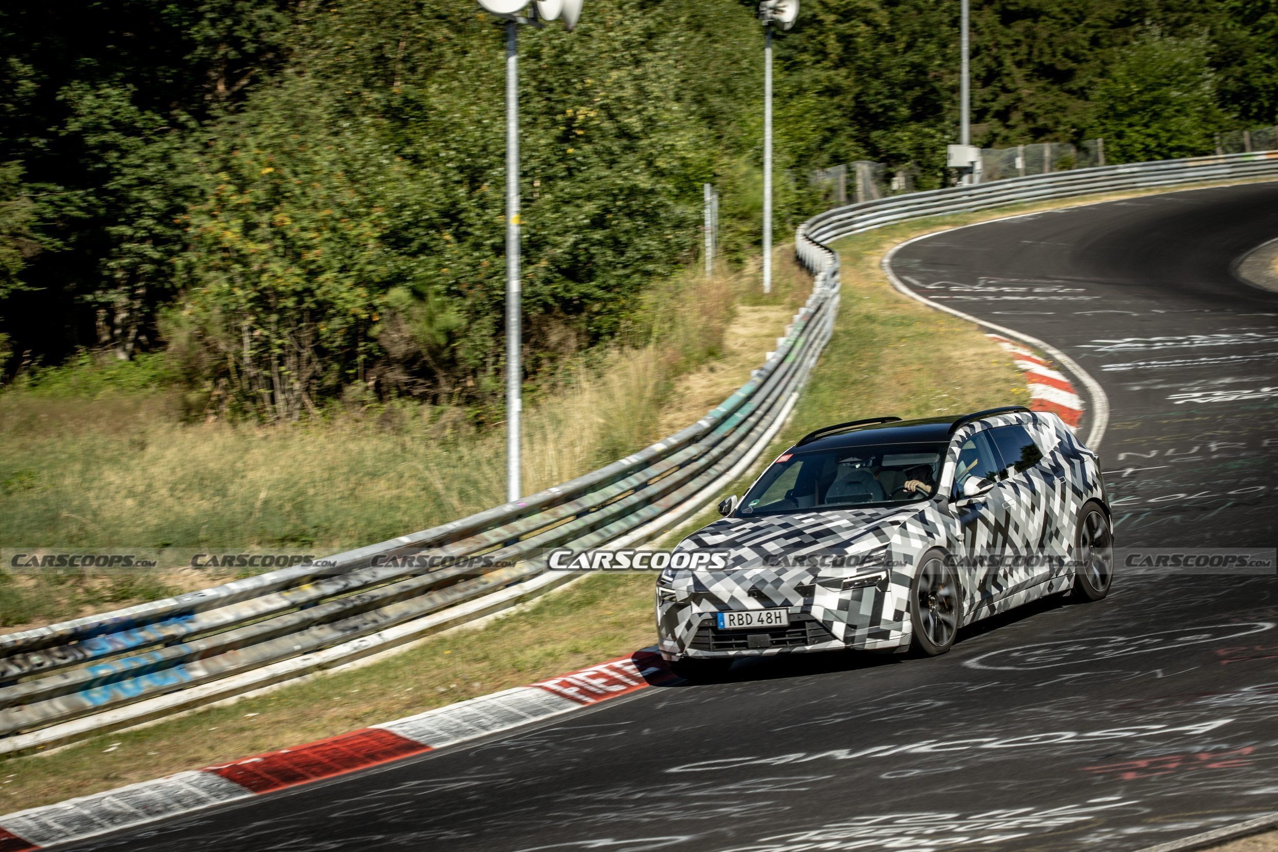 Polestar 4 SUV - Scoops - Baldauf (26)