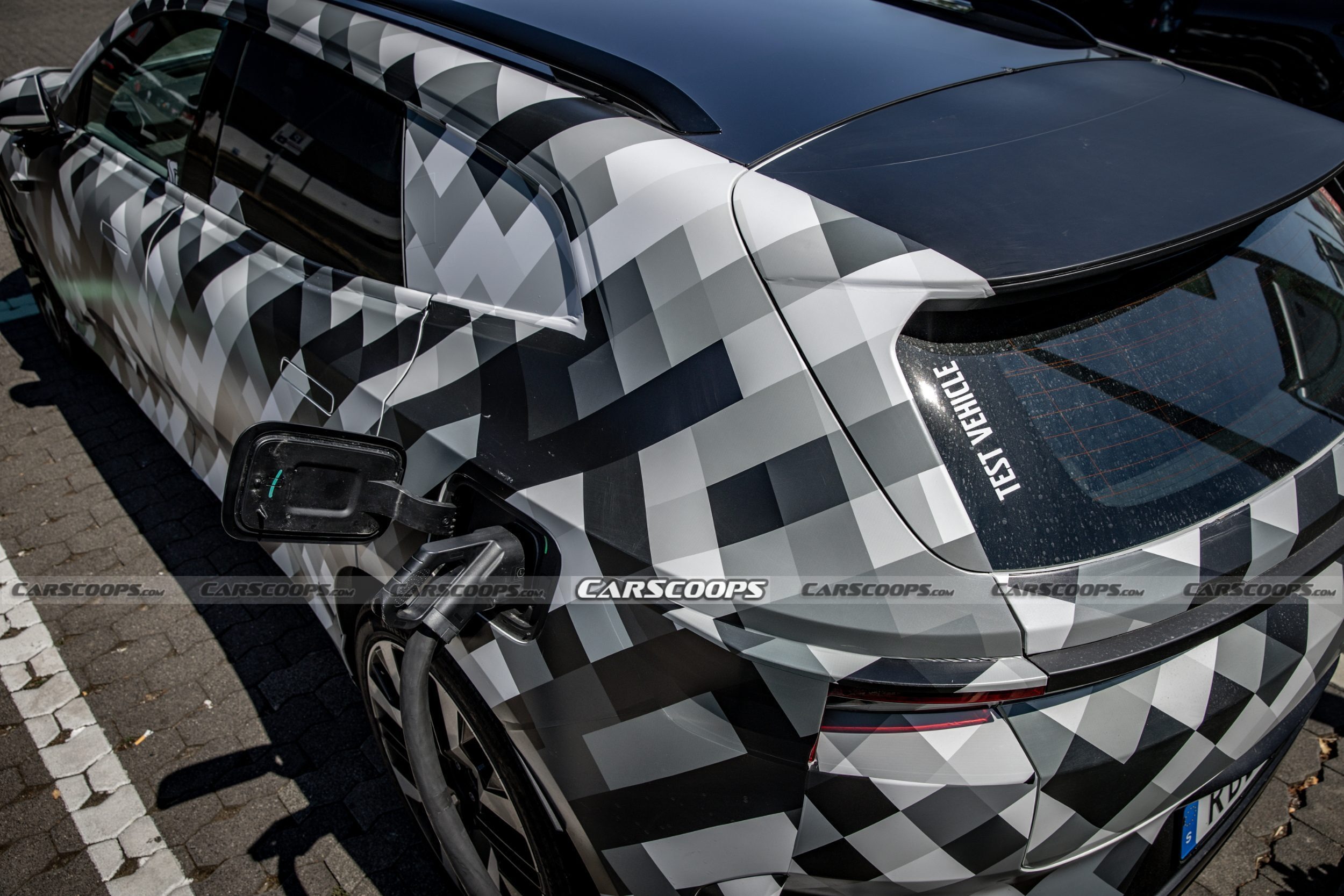Polestar 4 SUV - Scoops - Baldauf (31)