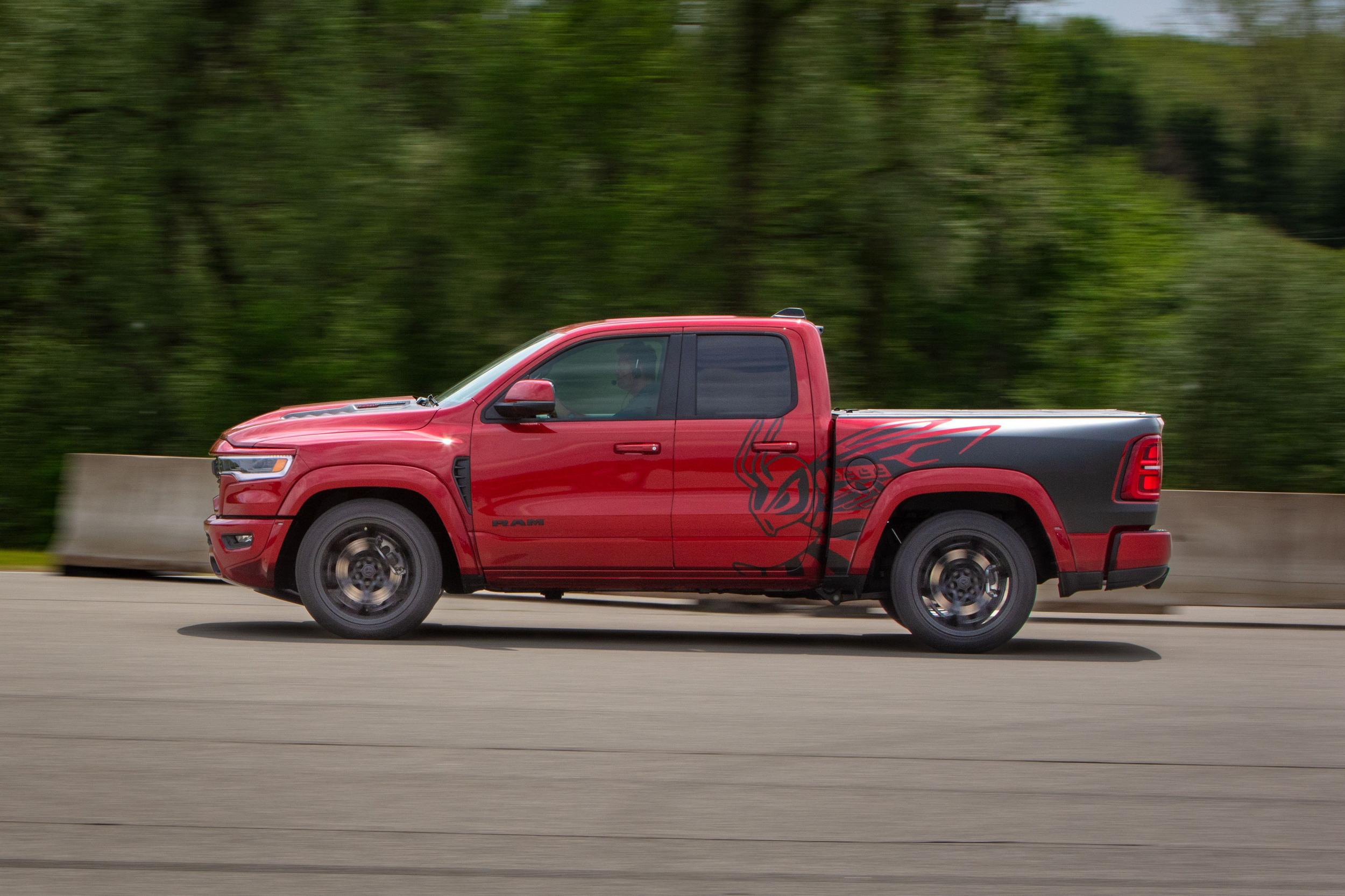 2027 Ram 1500 Rumble Bee 392 519 3