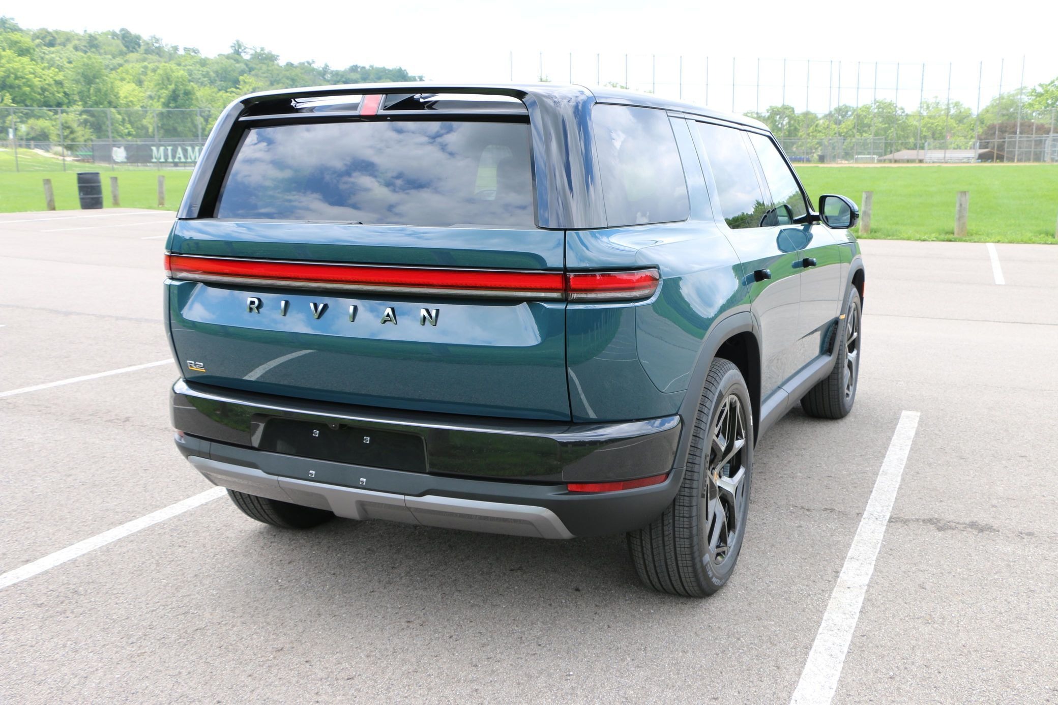 Rivian R2 Auction 724 14