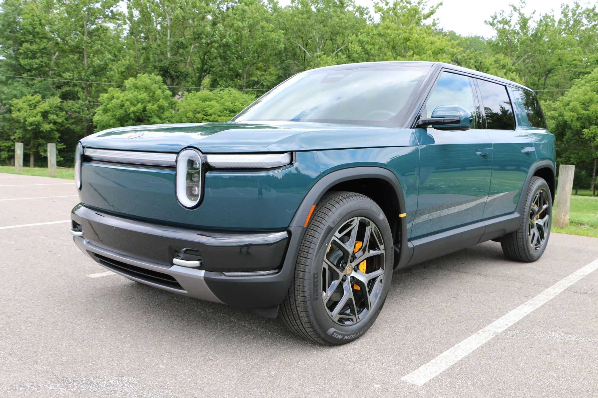 Rivian R2 Auction 724 7