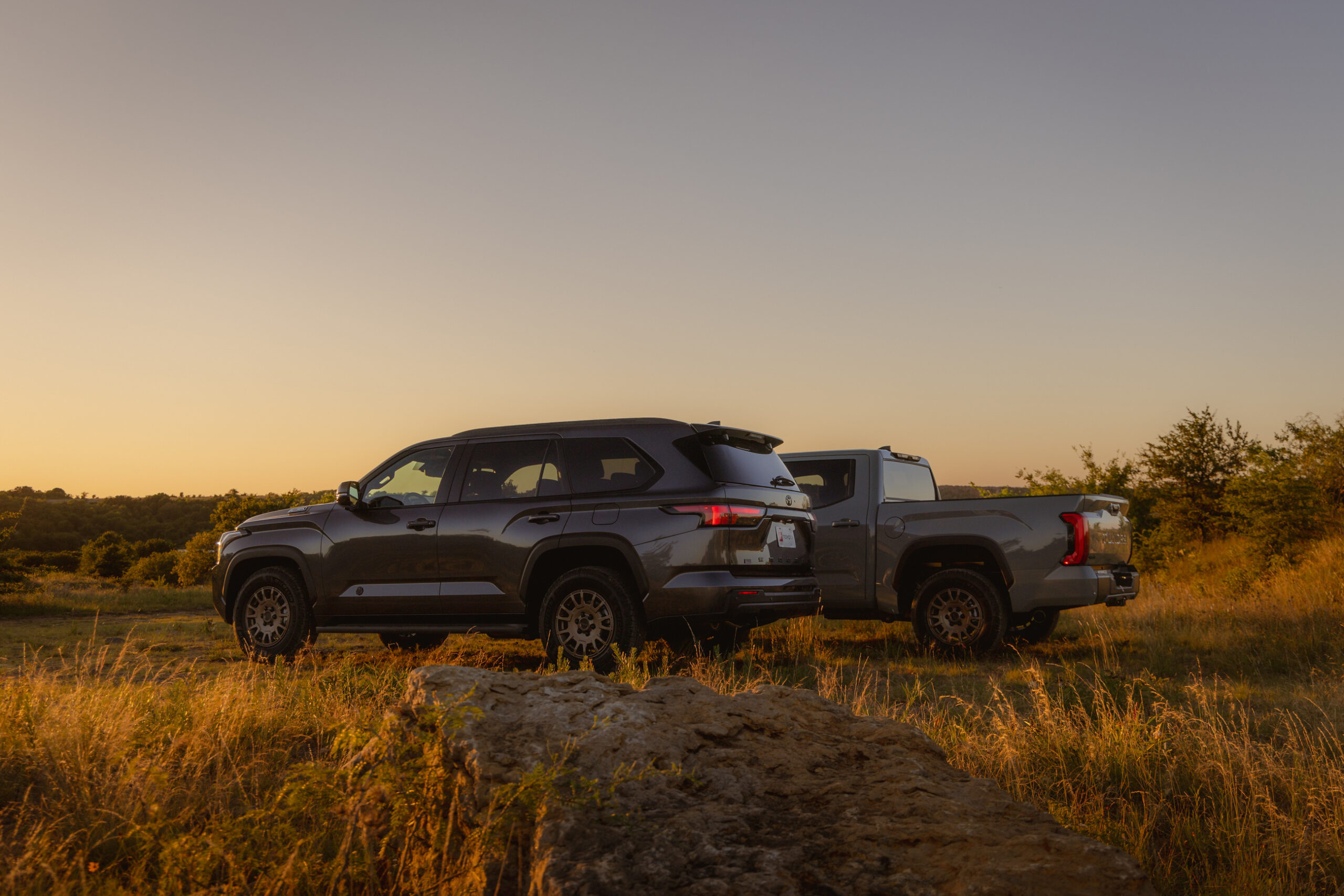 2027_Toyota_Trailhunter_Family_-3