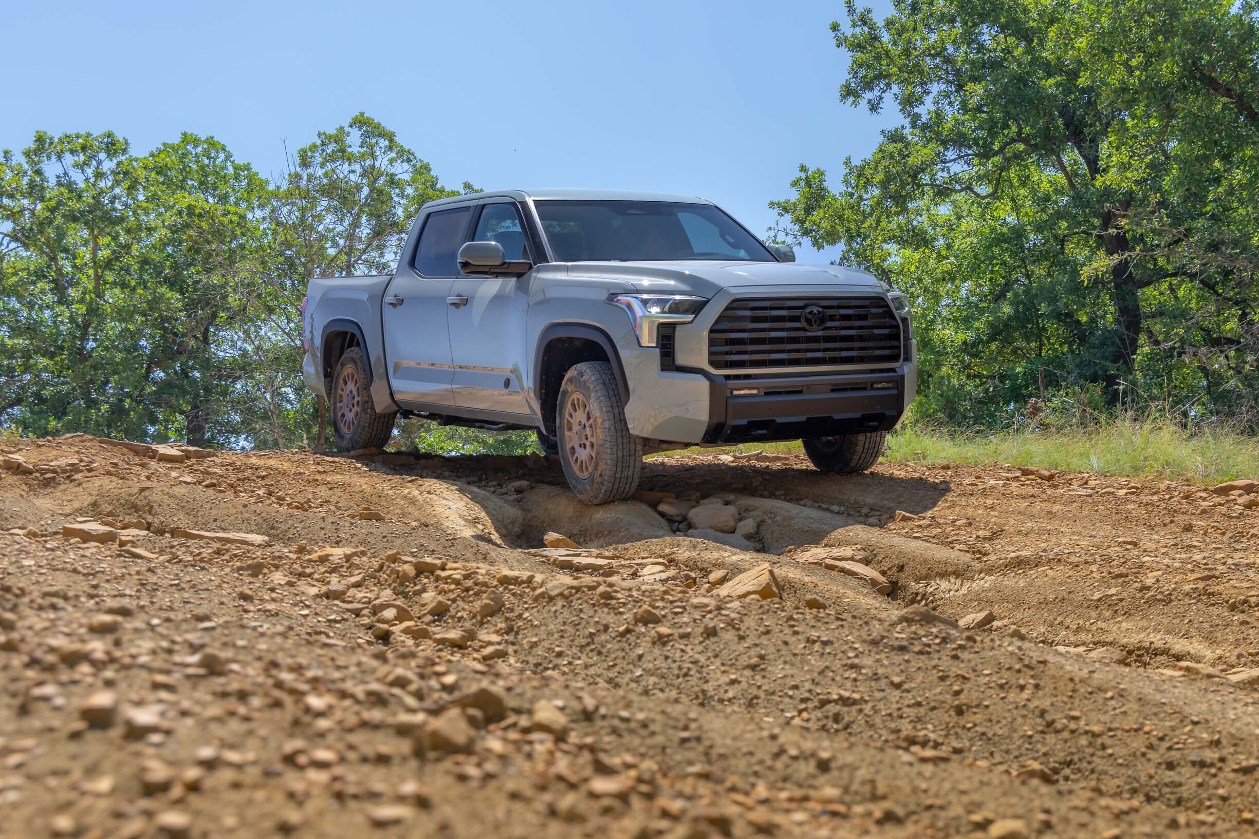 2027 Toyota Tundra Trailhunter 00028