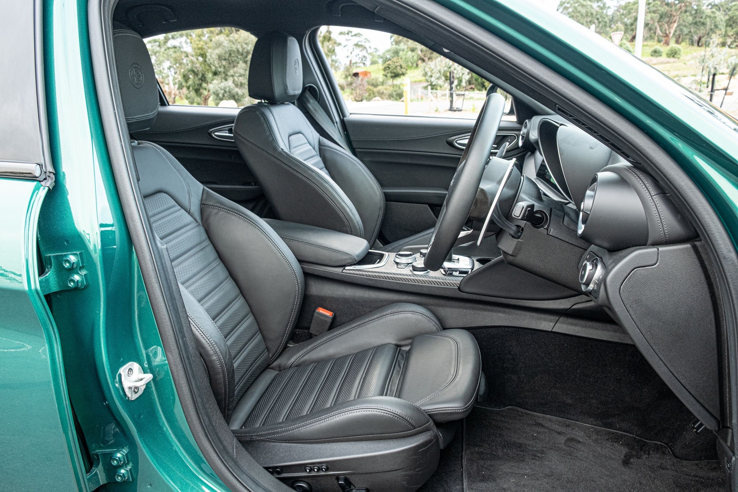 Alfa Romeo Giulia Quadrifoglio Review Australia New - 48