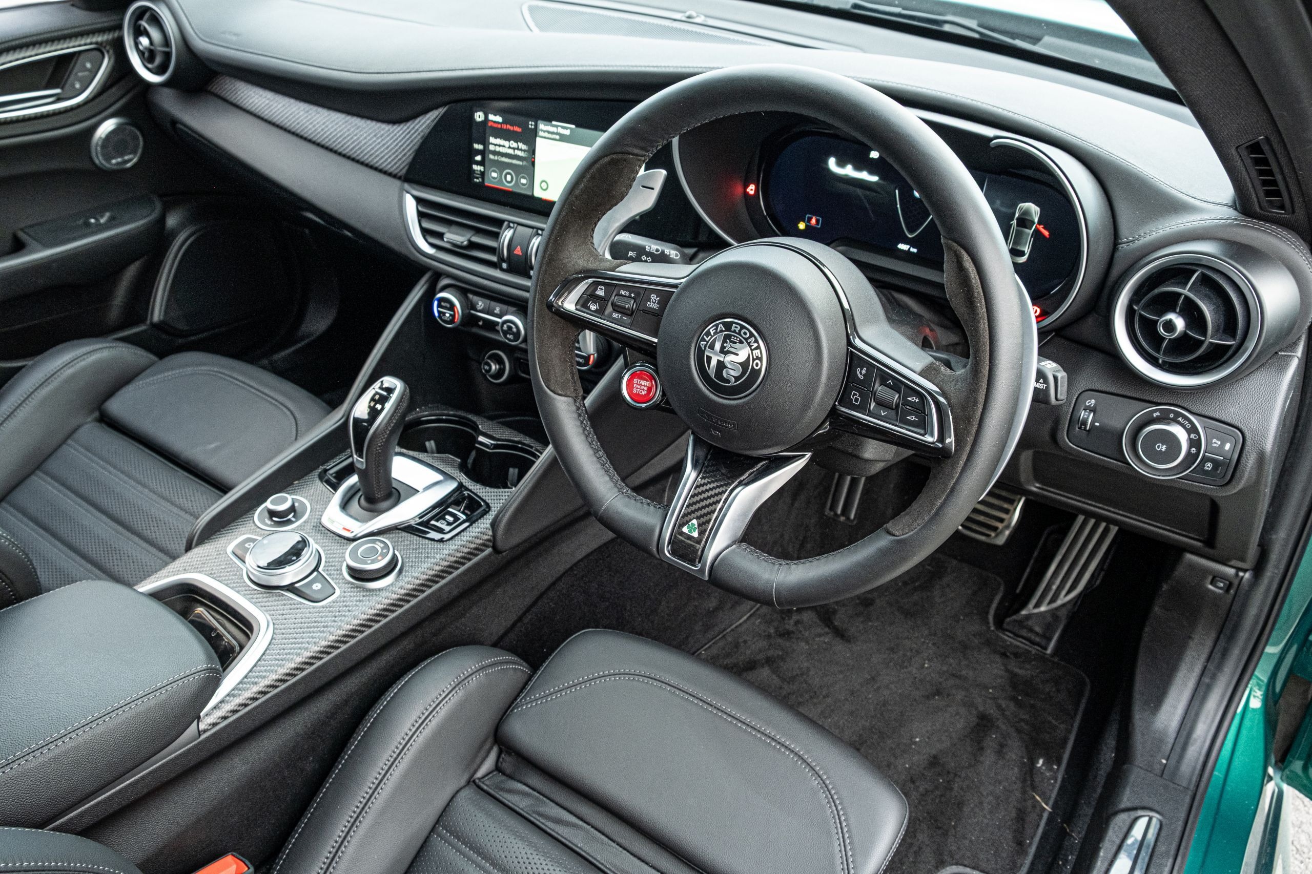 Alfa Romeo Giulia Quadrifoglio Review Australia New - 50